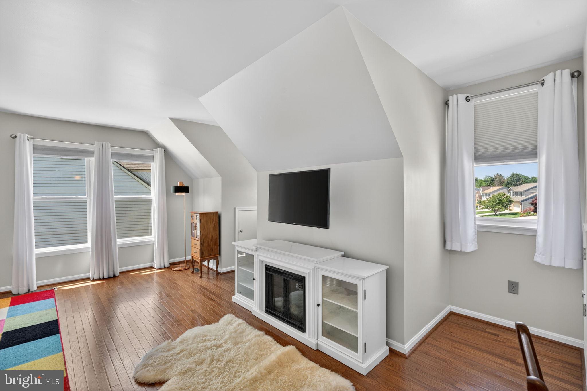 VALEWOOD ESTATES - Residential
