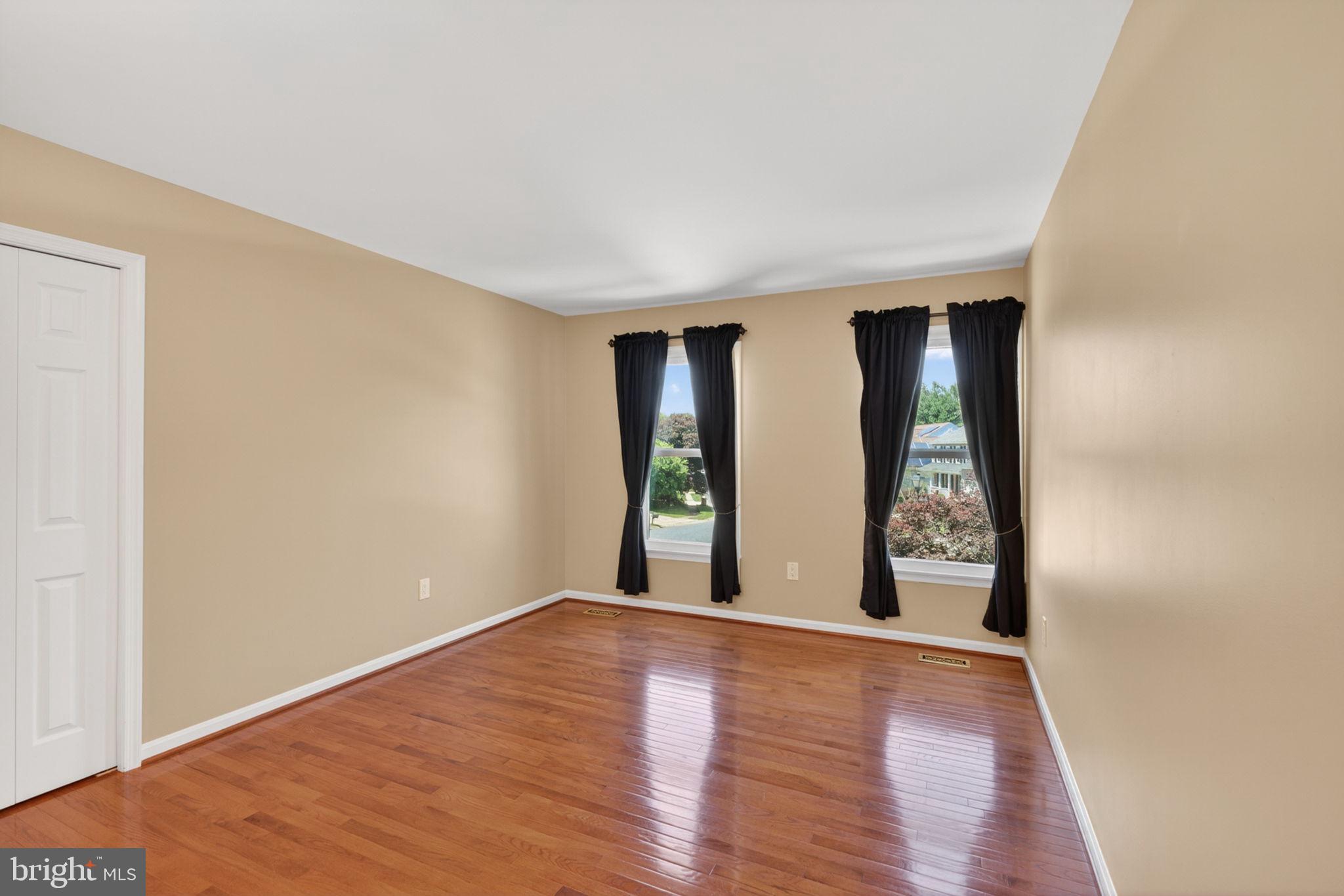 VALEWOOD ESTATES - Residential