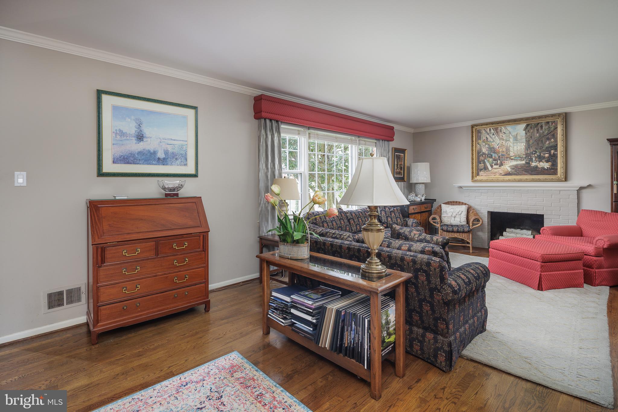 RIVERSIDE ESTATES - Residential