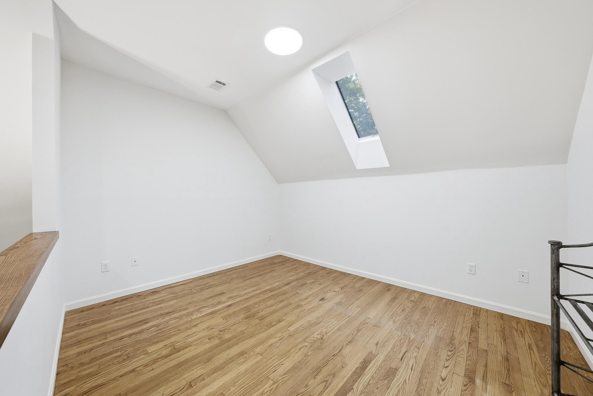 PT WHEATON OUT - Residential