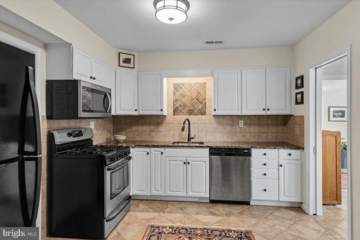 WARMINSTER VIL - Residential
