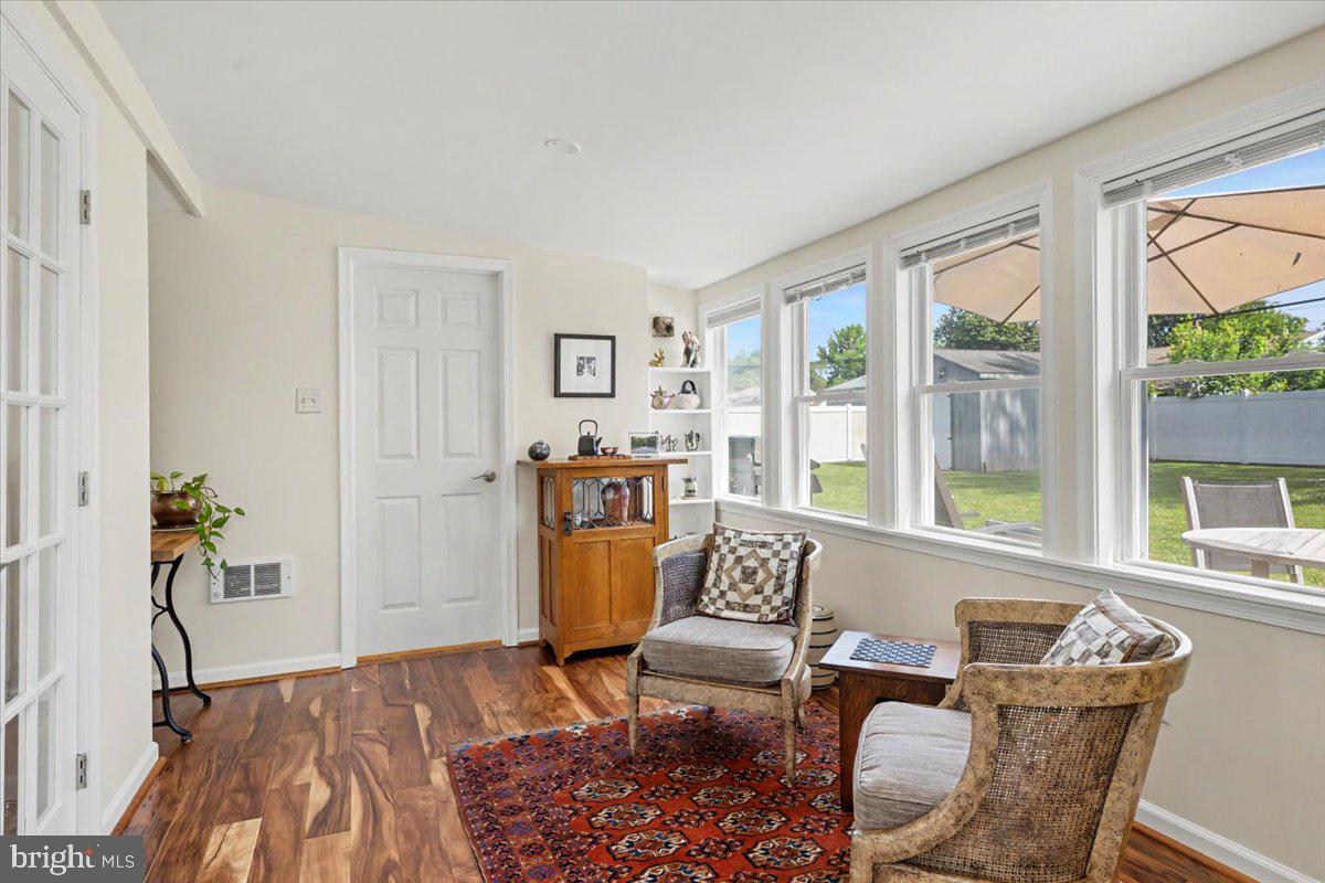 WARMINSTER VIL - Residential