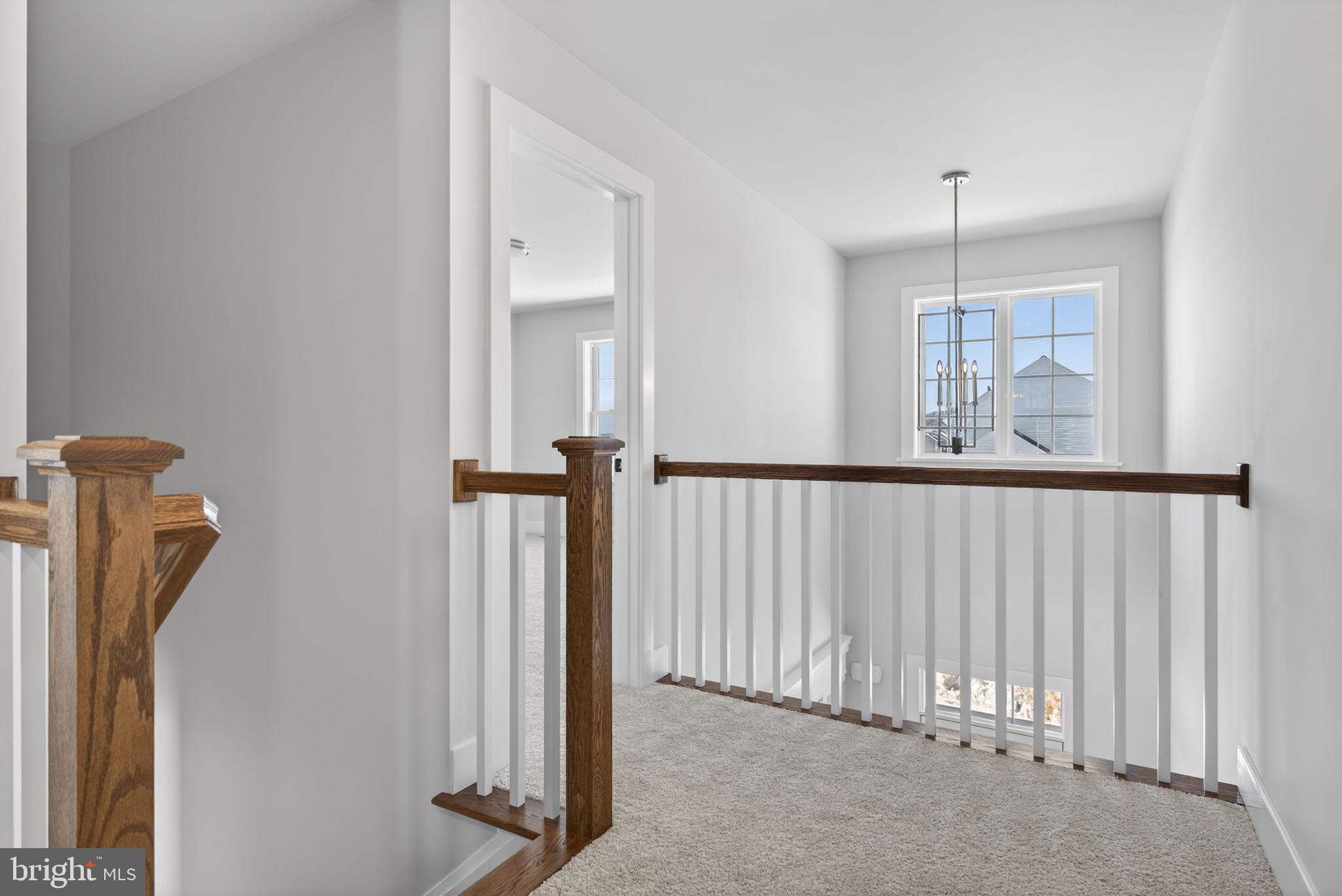 RIVER RIDGE HILLS - Residential