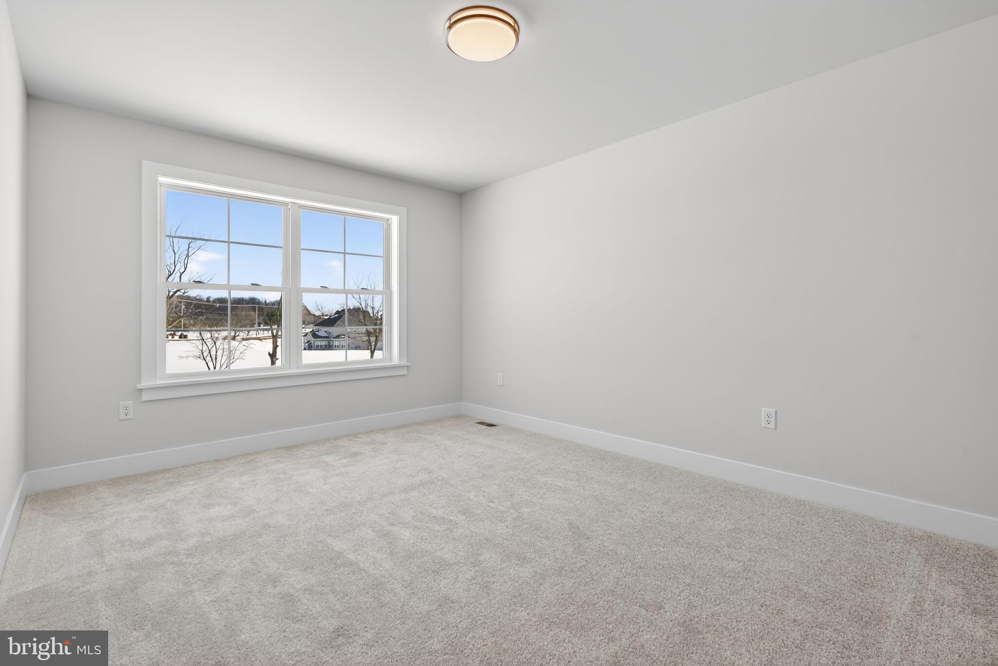 RIVER RIDGE HILLS - Residential