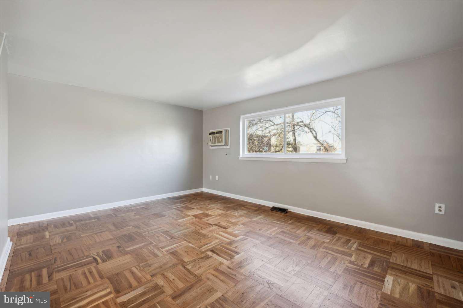 SHARON HILL - Residential