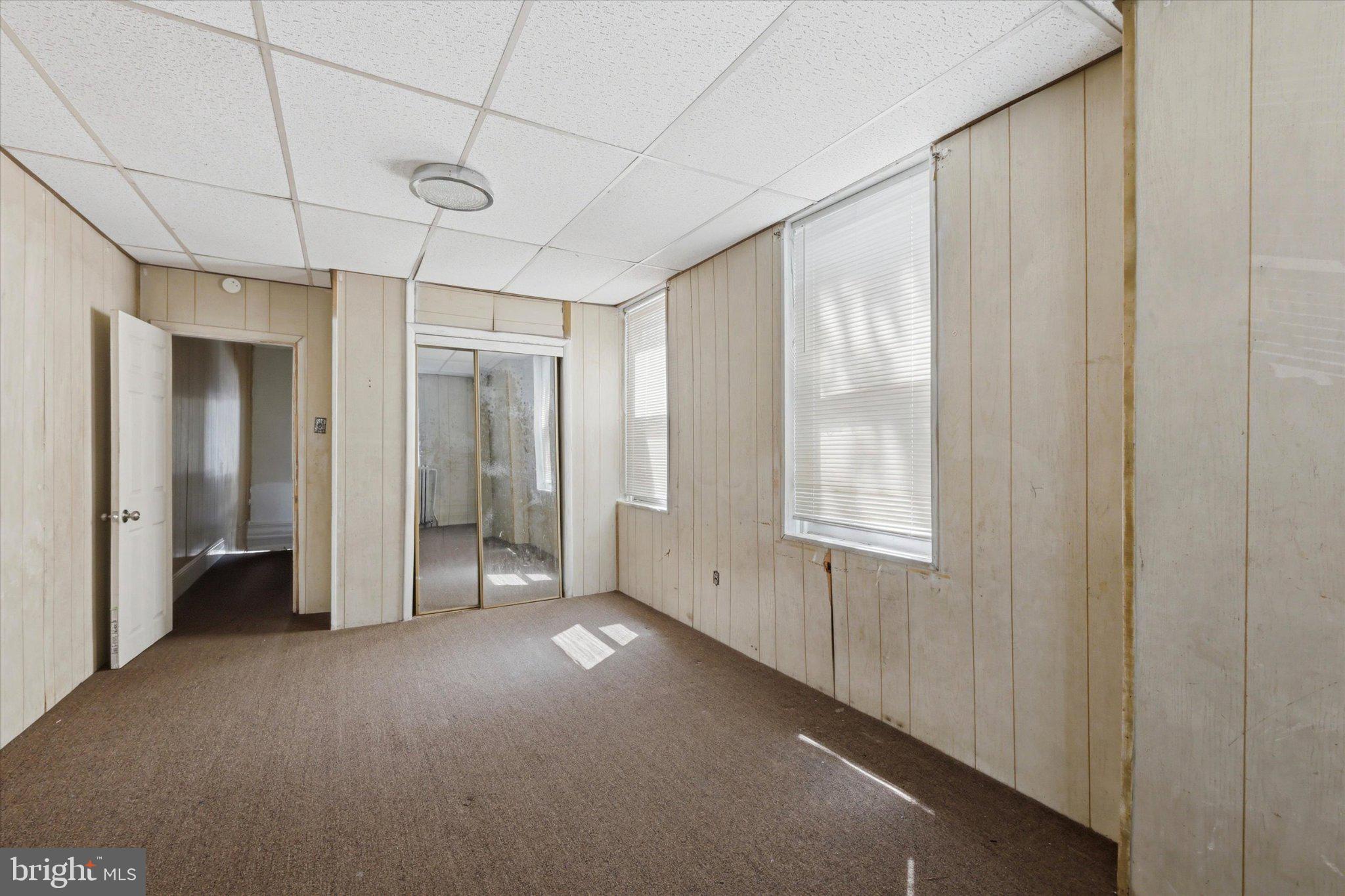 OVERBROOK - Residential