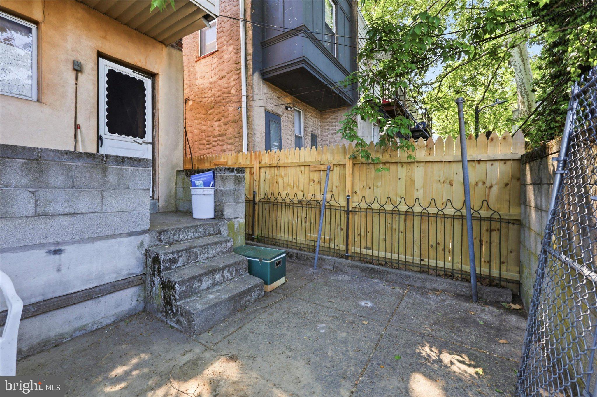 OVERBROOK - Residential
