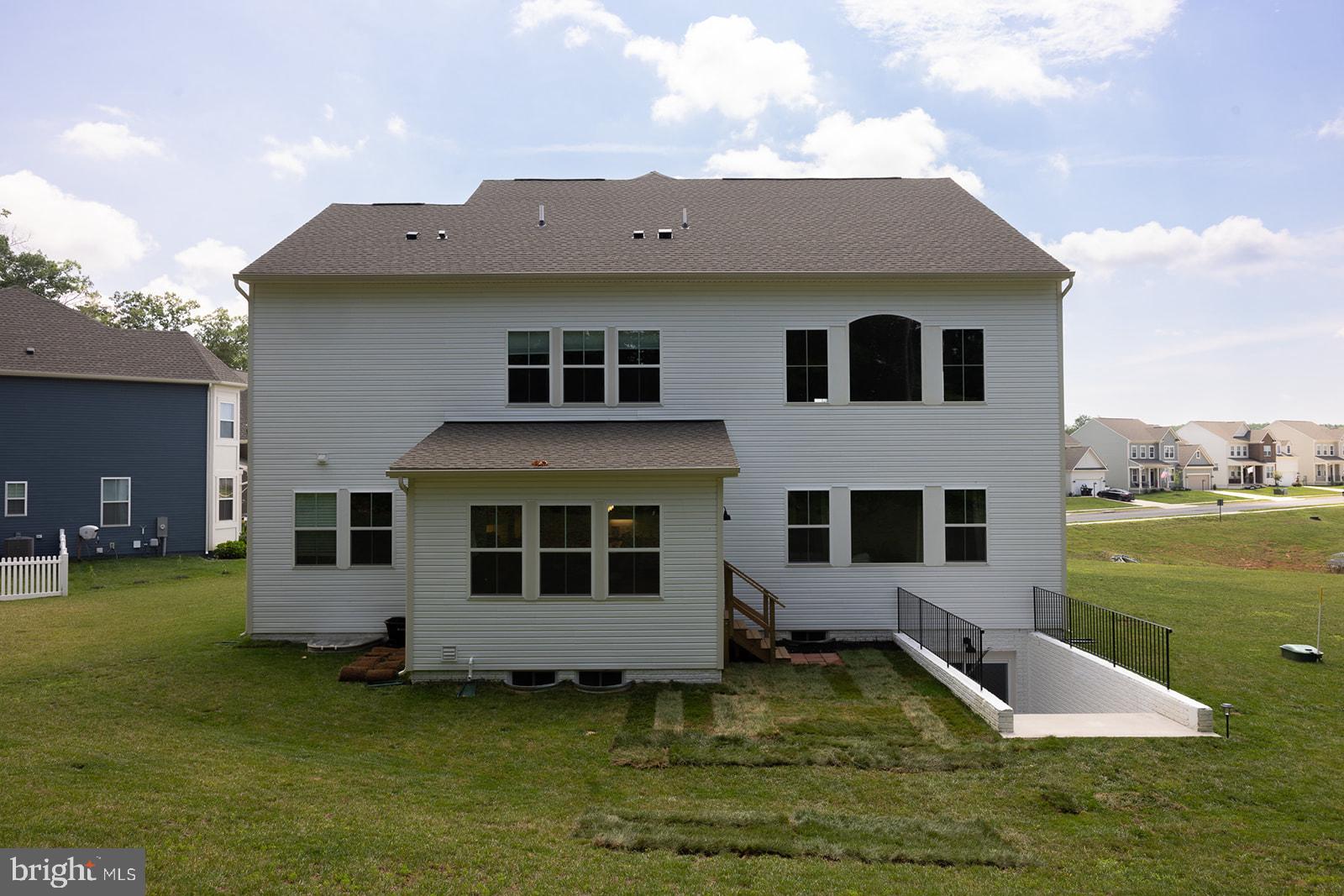 CLEVENGER CORNER VILLAGE - Residential