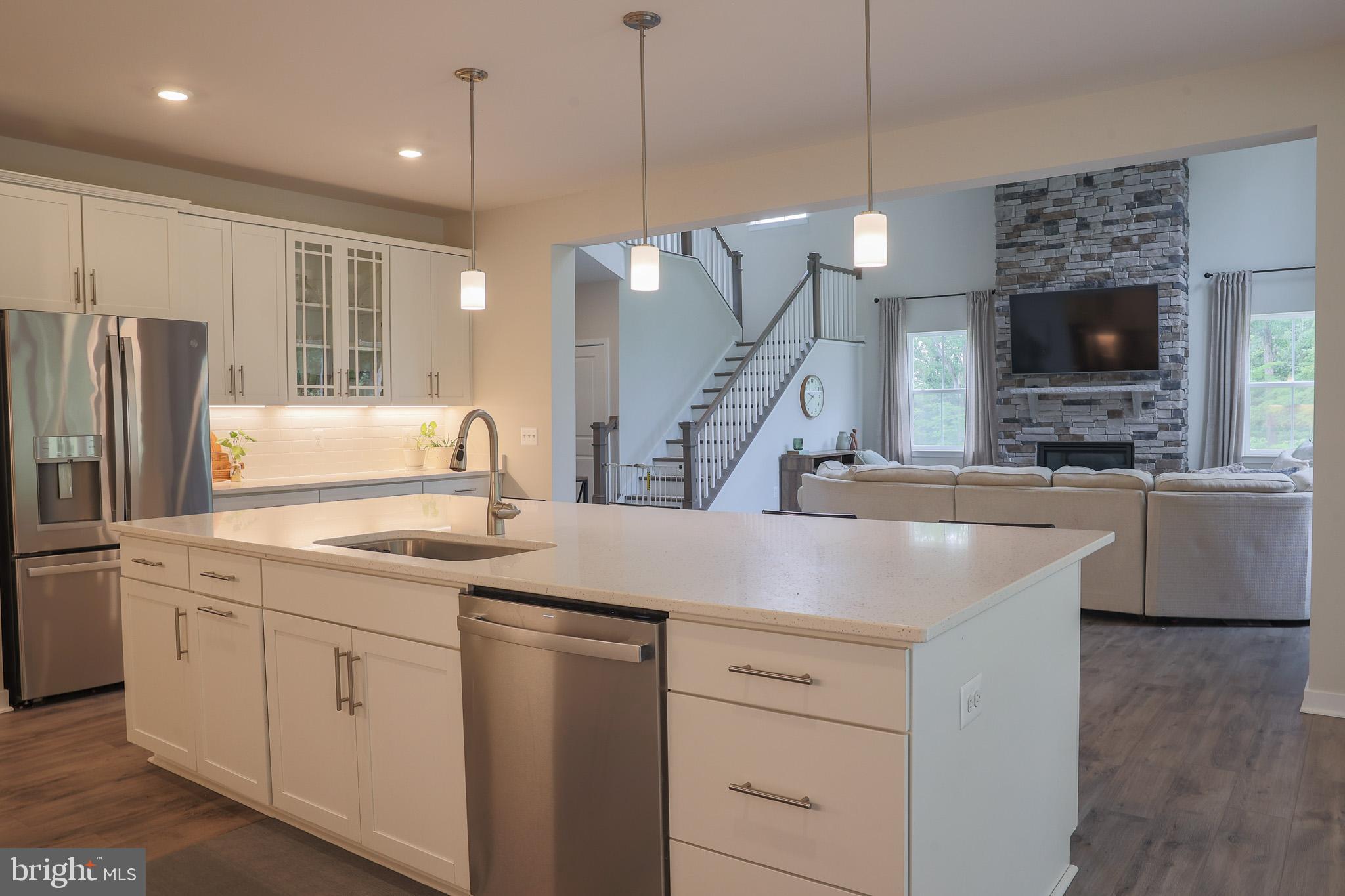 CLEVENGER CORNER VILLAGE - Residential