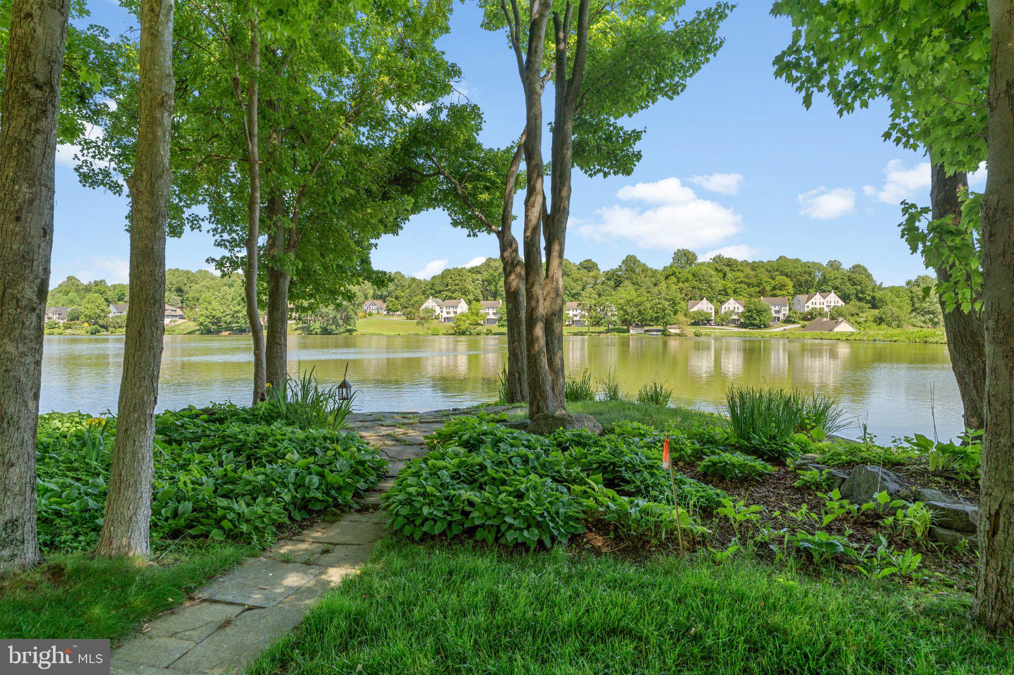 SOMERSET LAKE - Residential