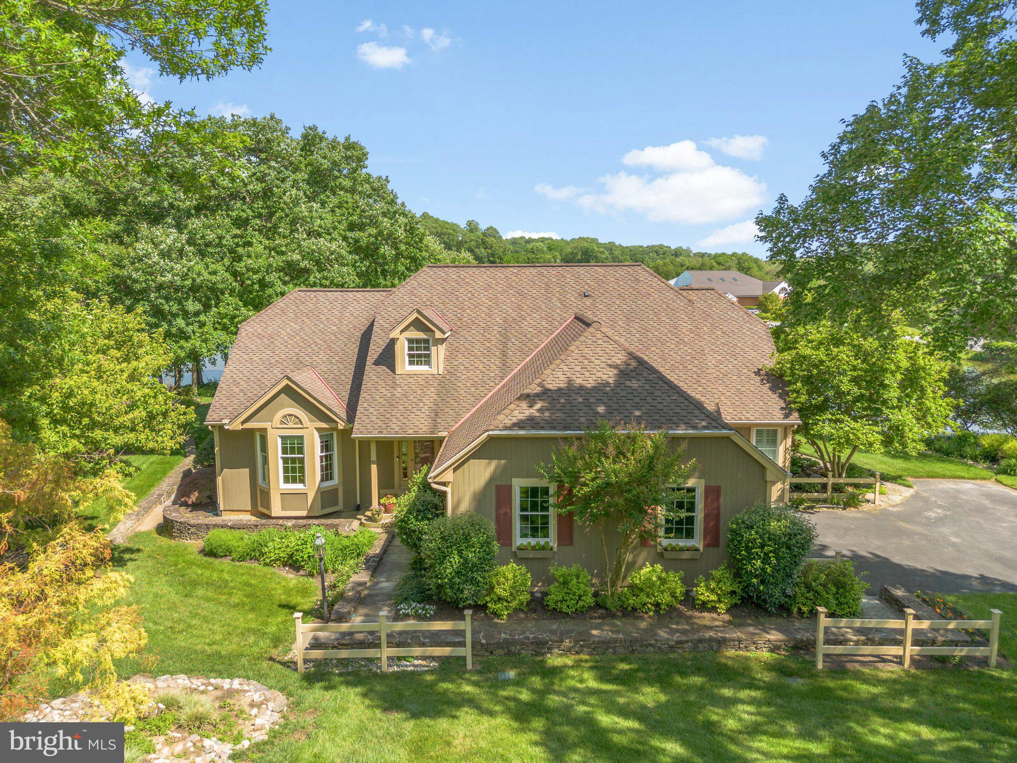 SOMERSET LAKE - Residential