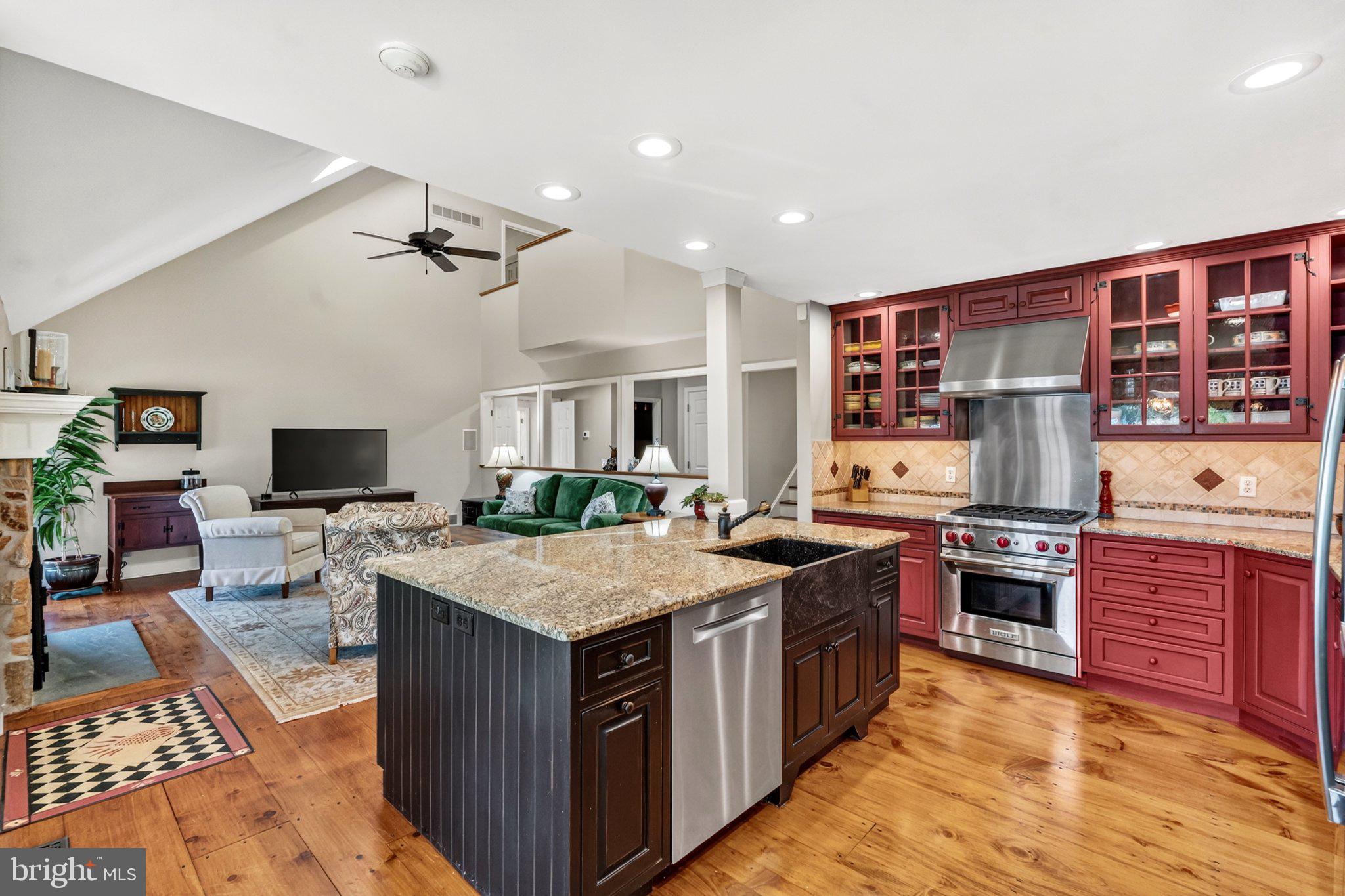 SOMERSET LAKE - Residential