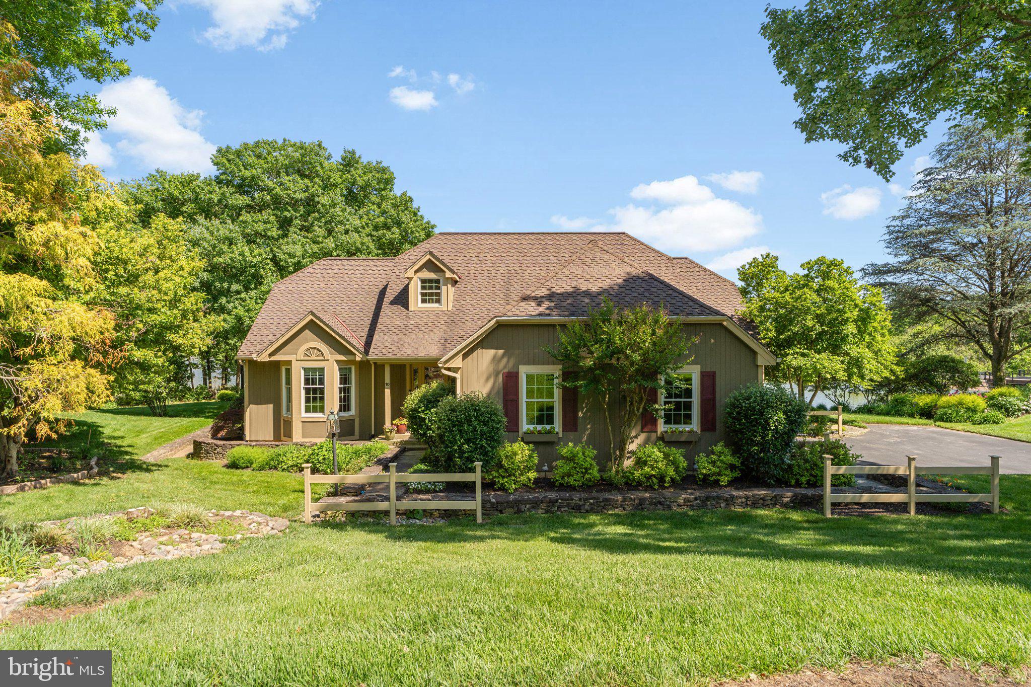 SOMERSET LAKE - Residential