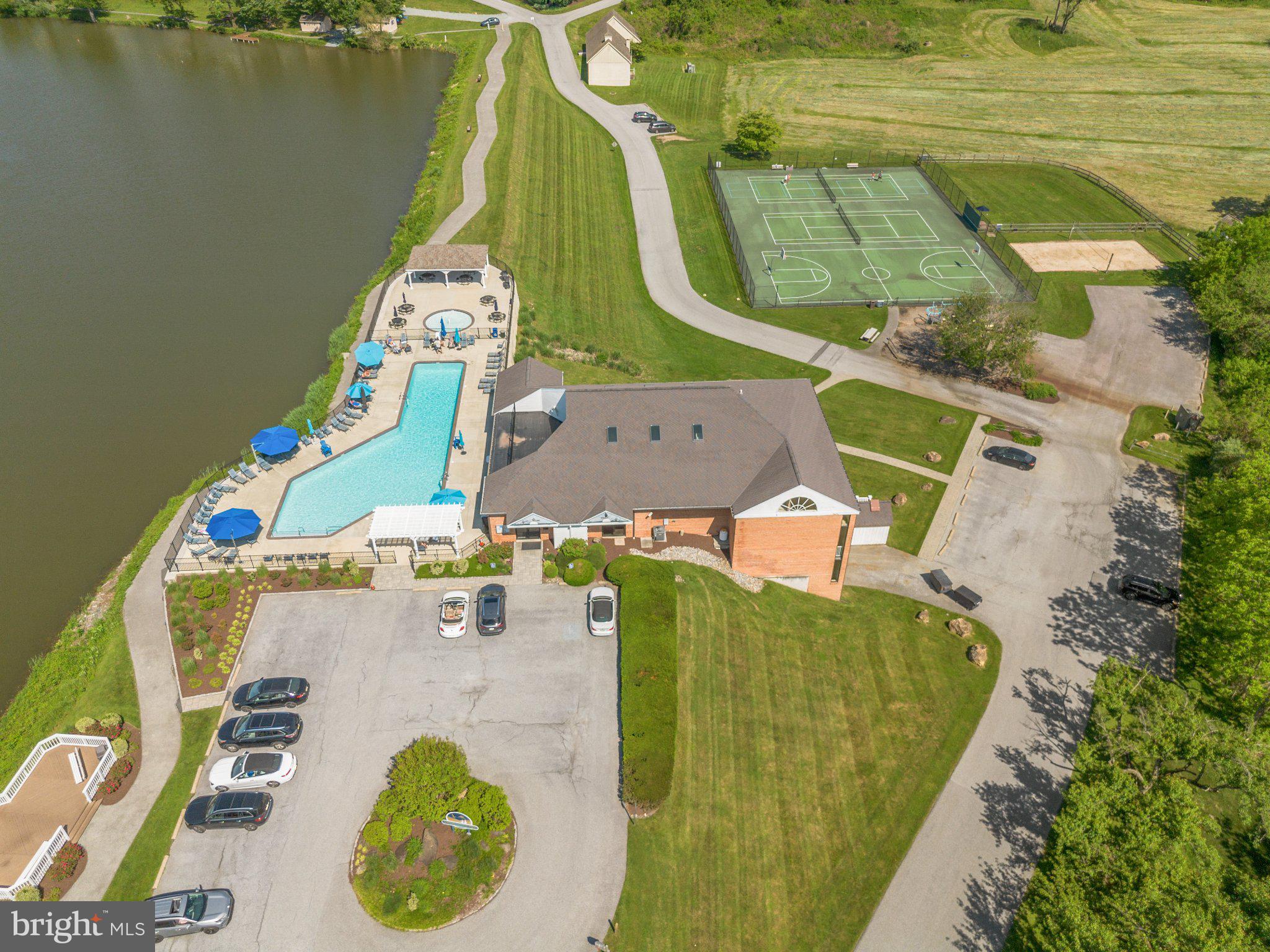 SOMERSET LAKE - Residential