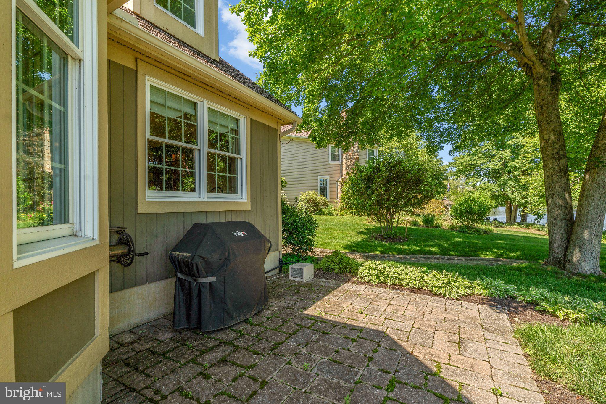 SOMERSET LAKE - Residential