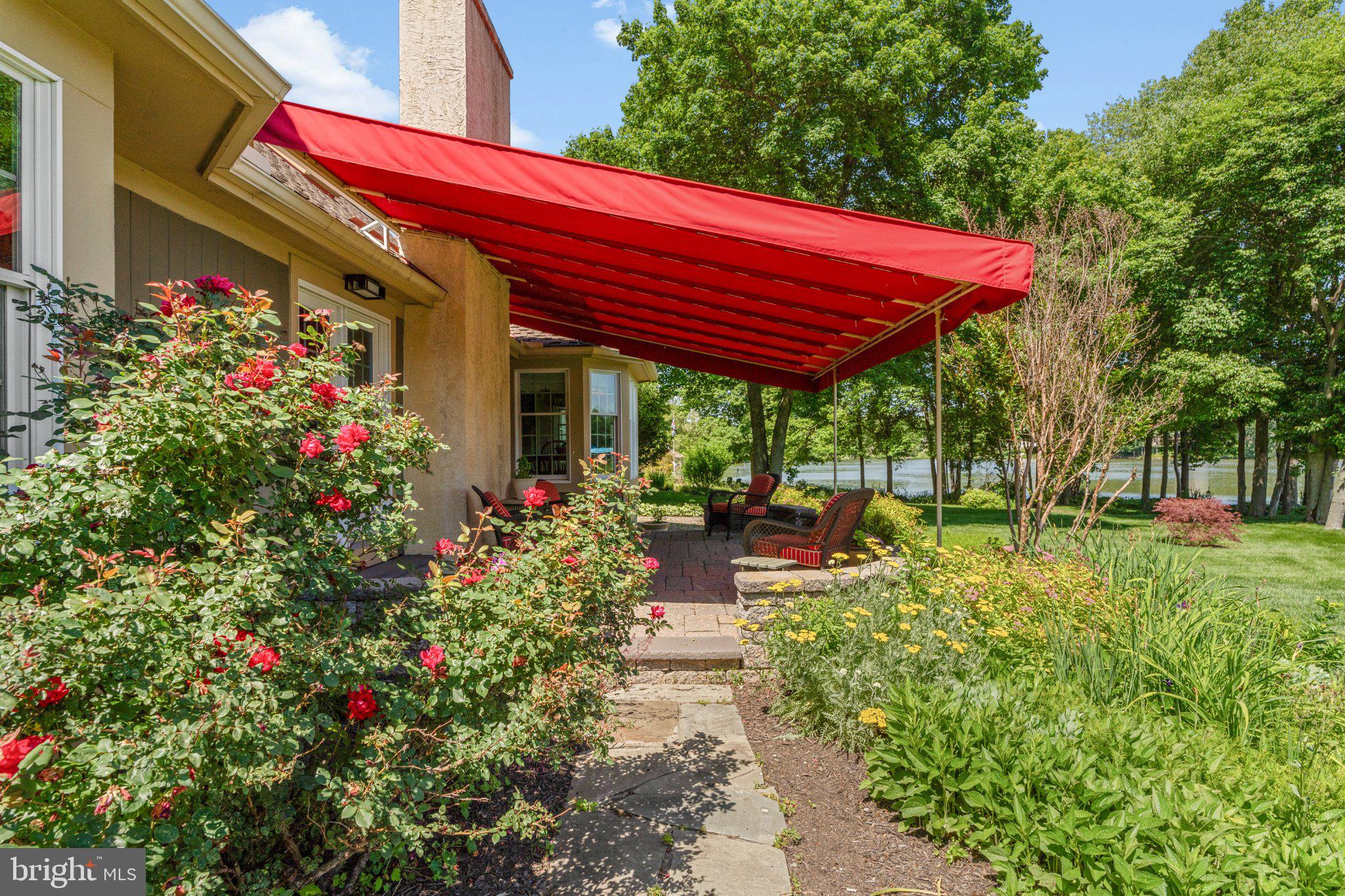 SOMERSET LAKE - Residential