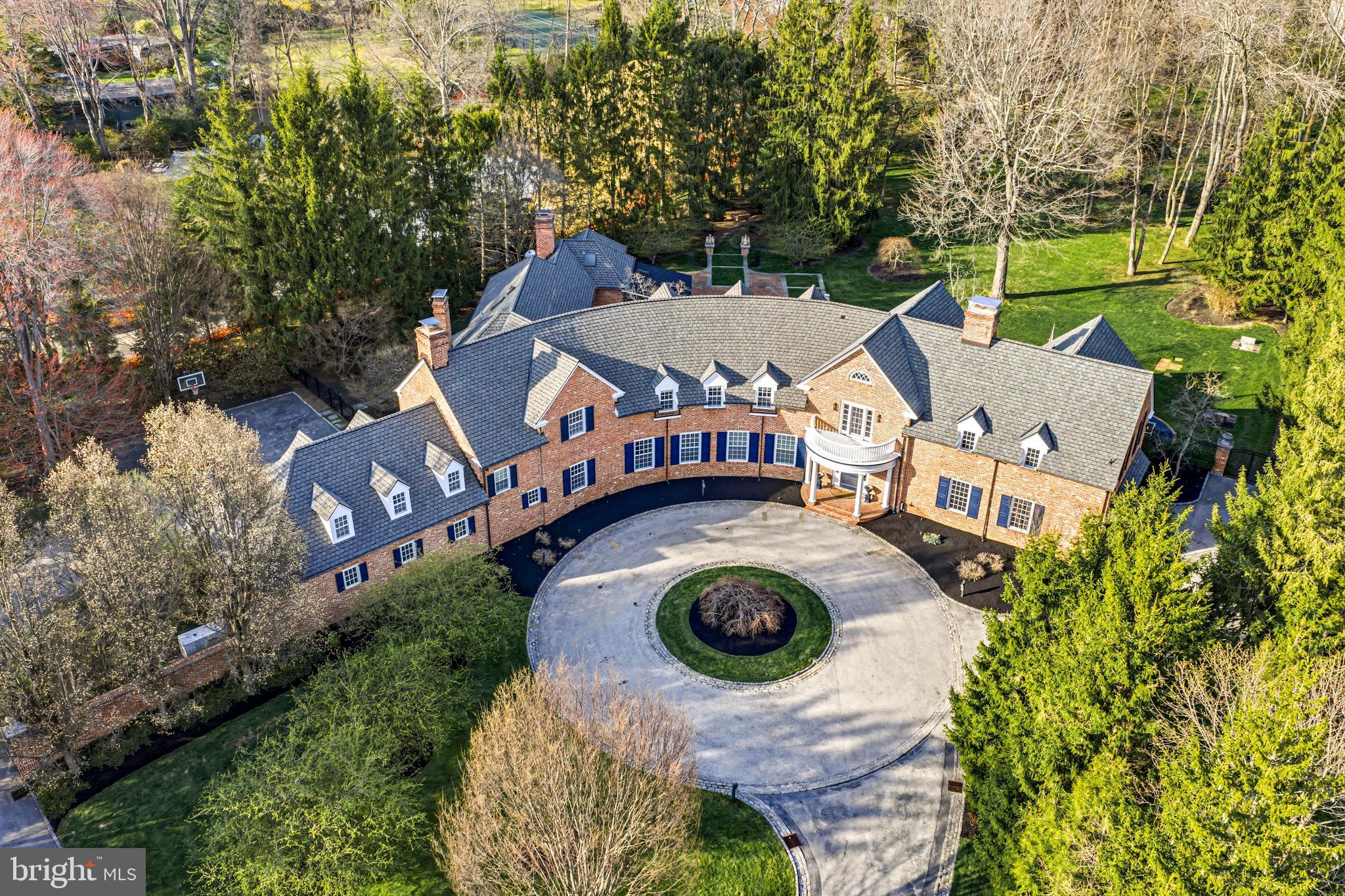 MERION GOLF ESTATES - Residential