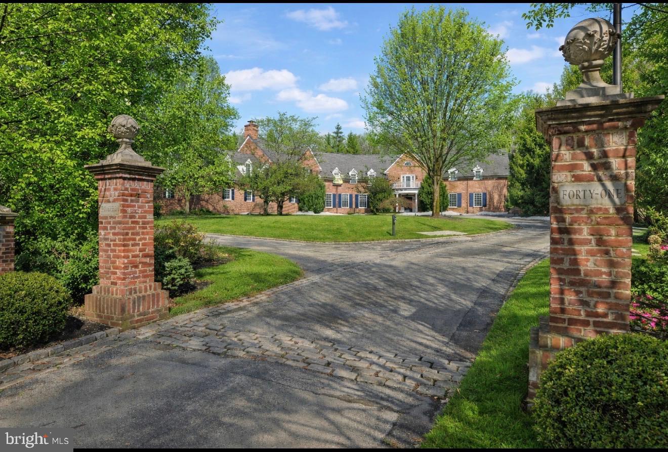 MERION GOLF ESTATES - Residential