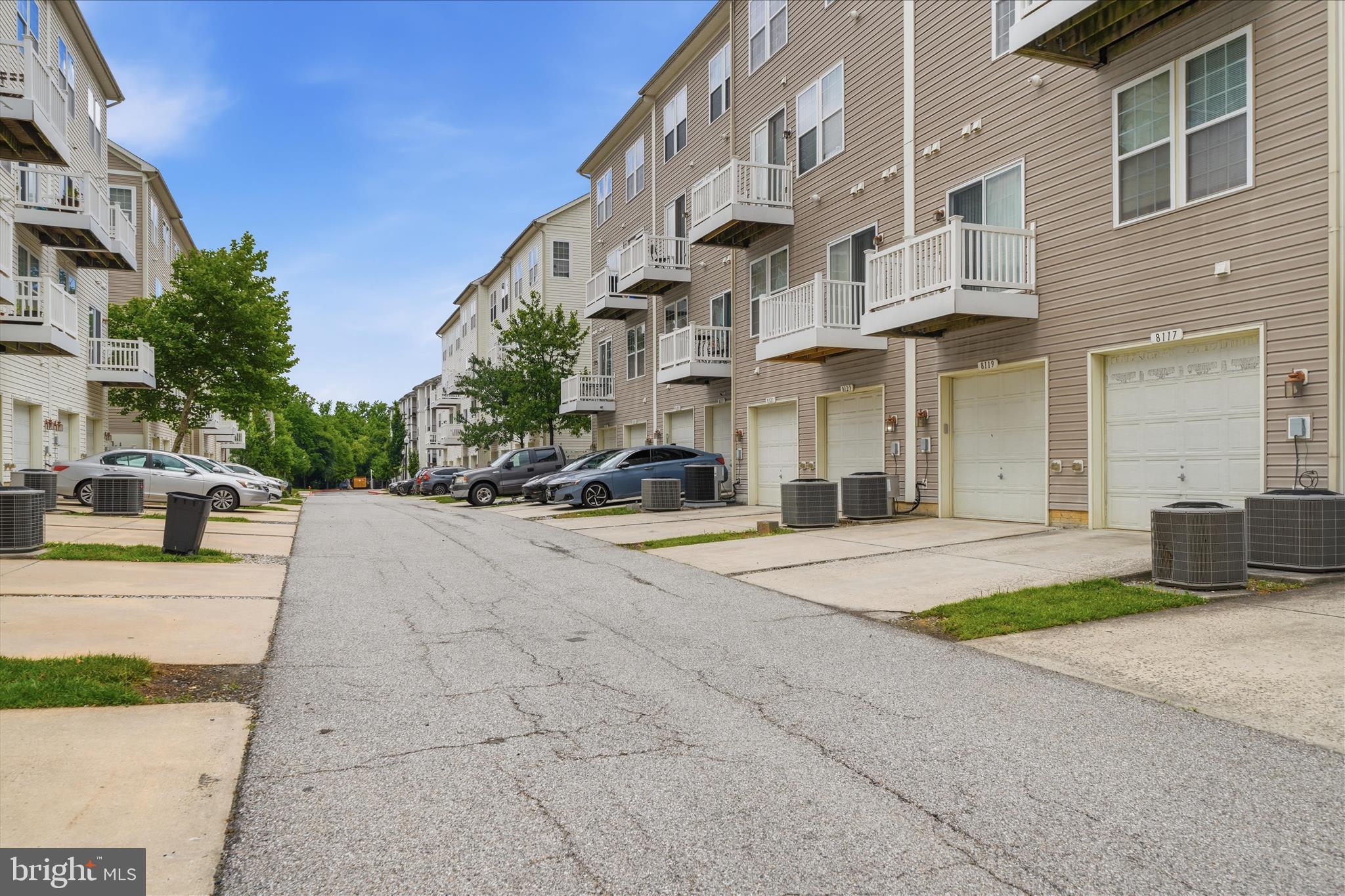 MISSION PLACE - Residential