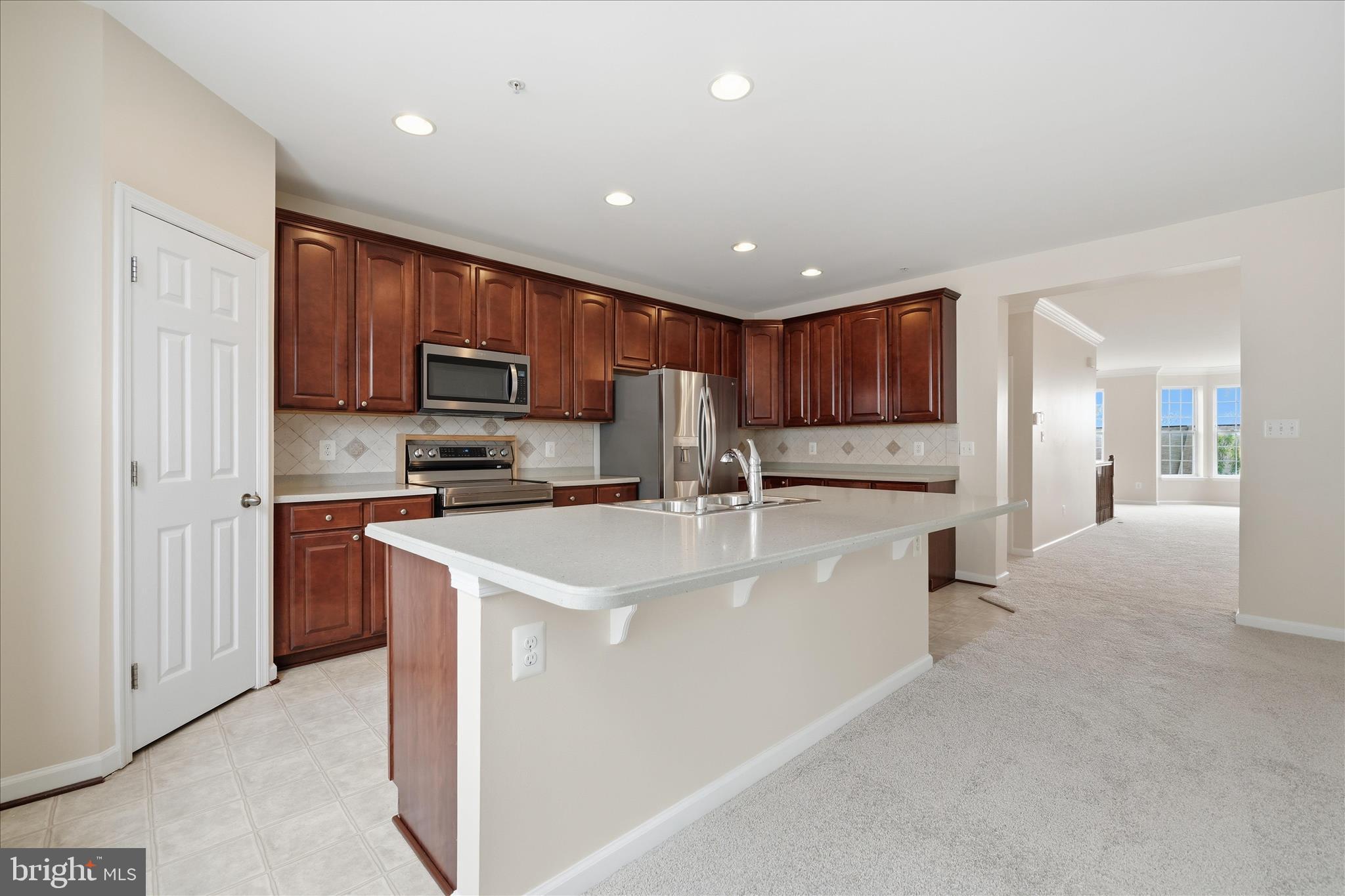 MISSION PLACE - Residential