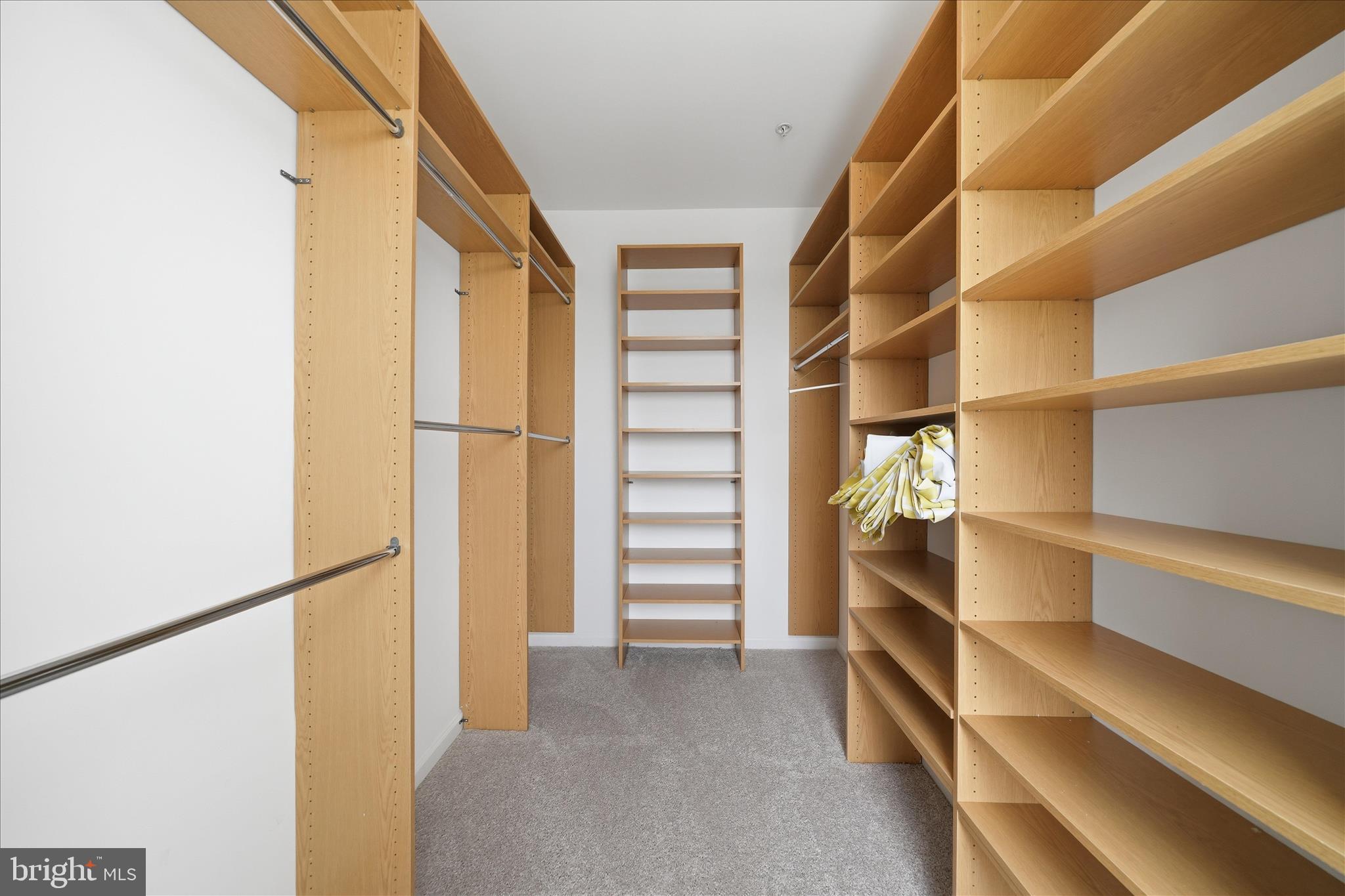 MISSION PLACE - Residential