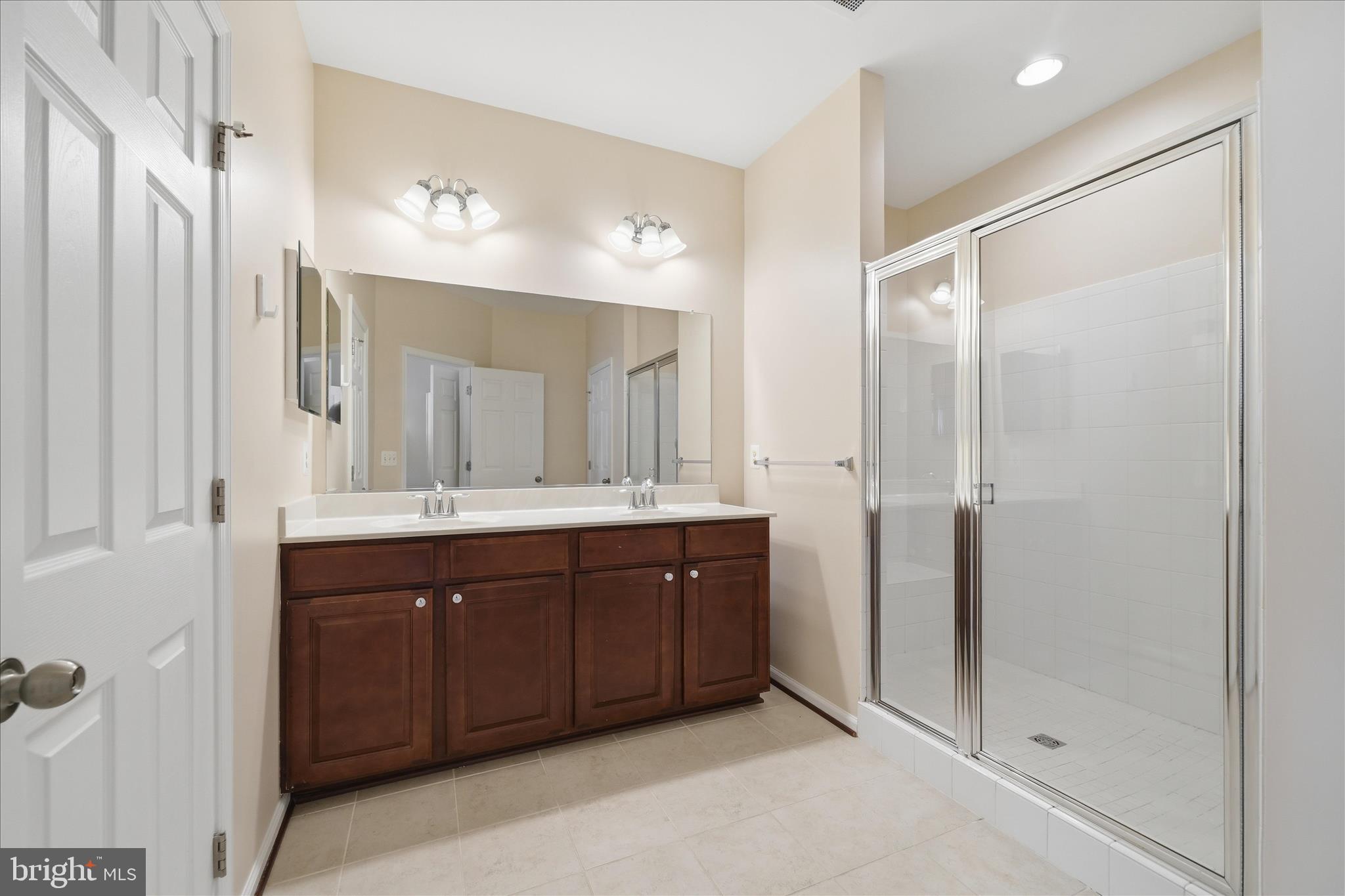 MISSION PLACE - Residential