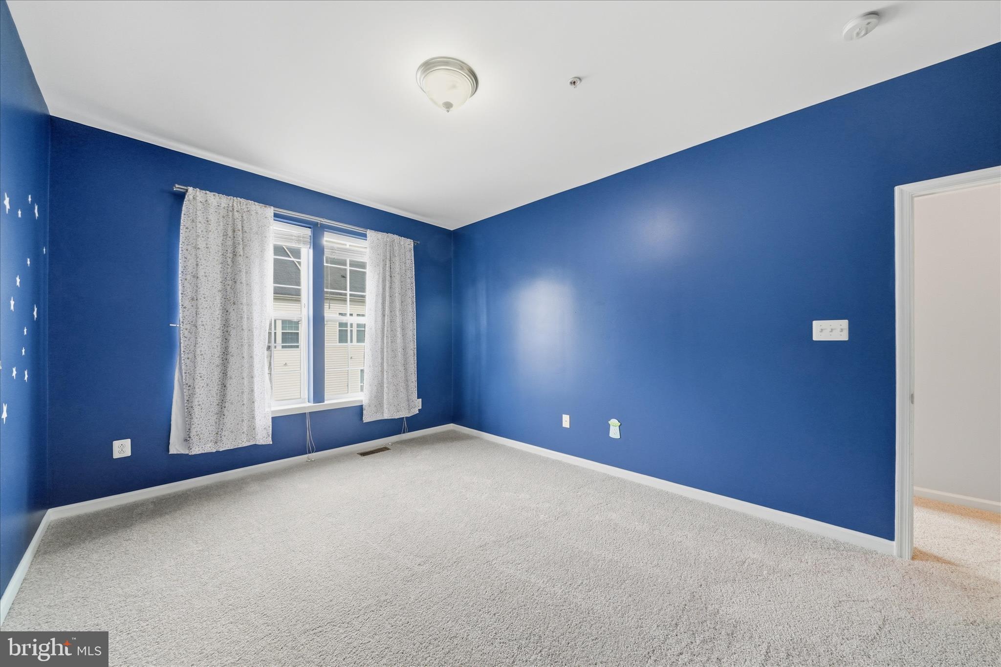 MISSION PLACE - Residential