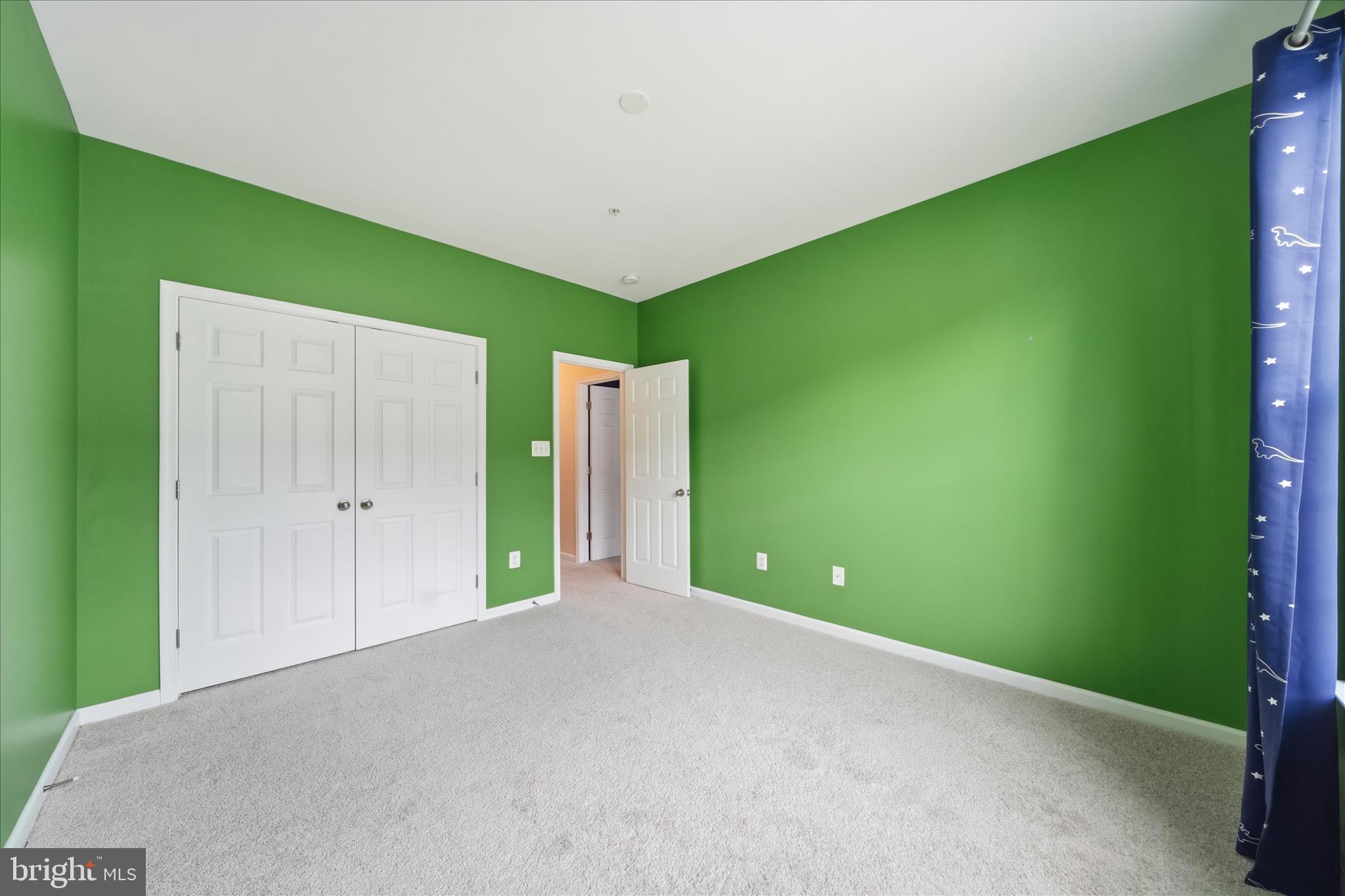 MISSION PLACE - Residential