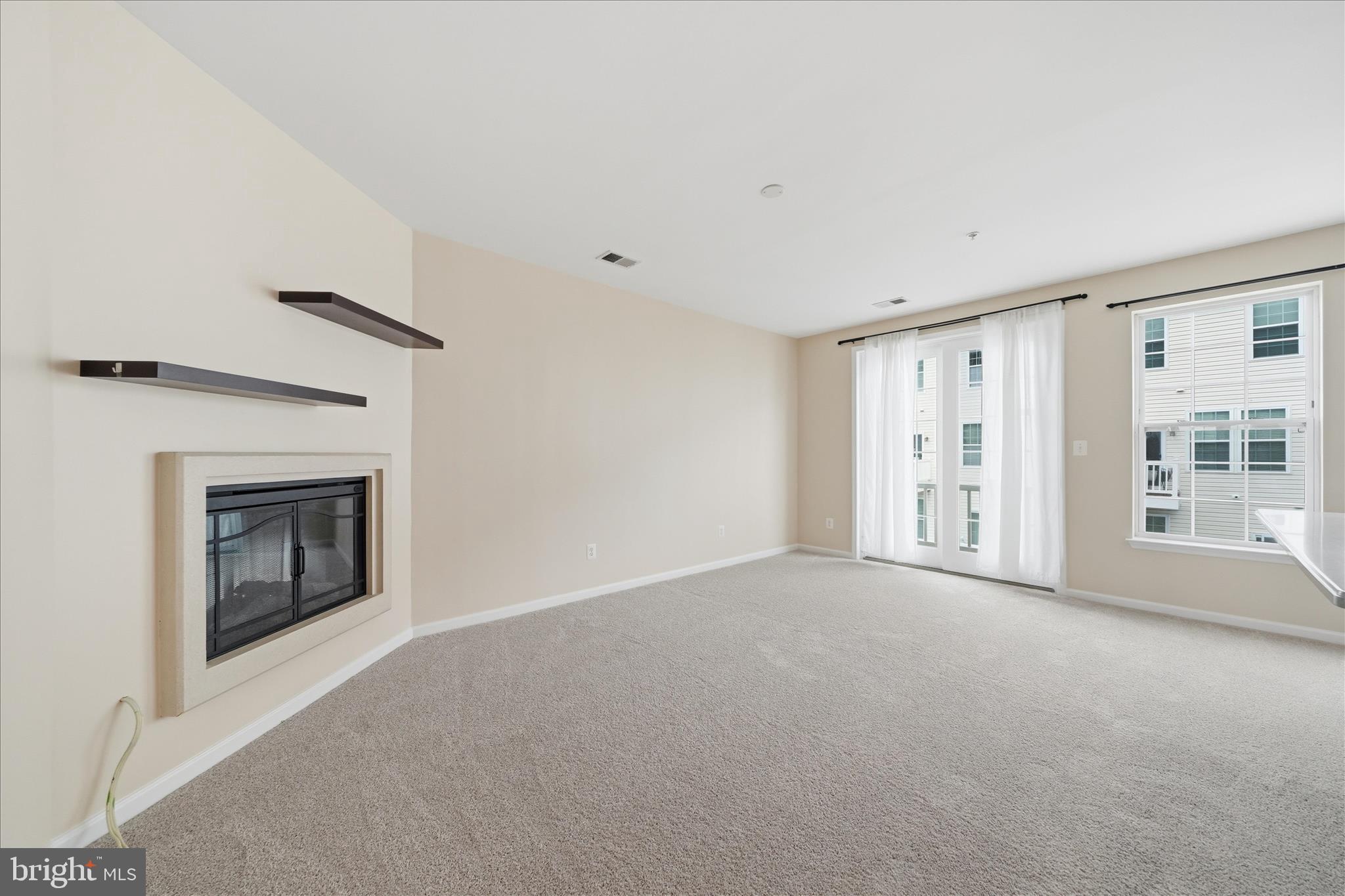 MISSION PLACE - Residential