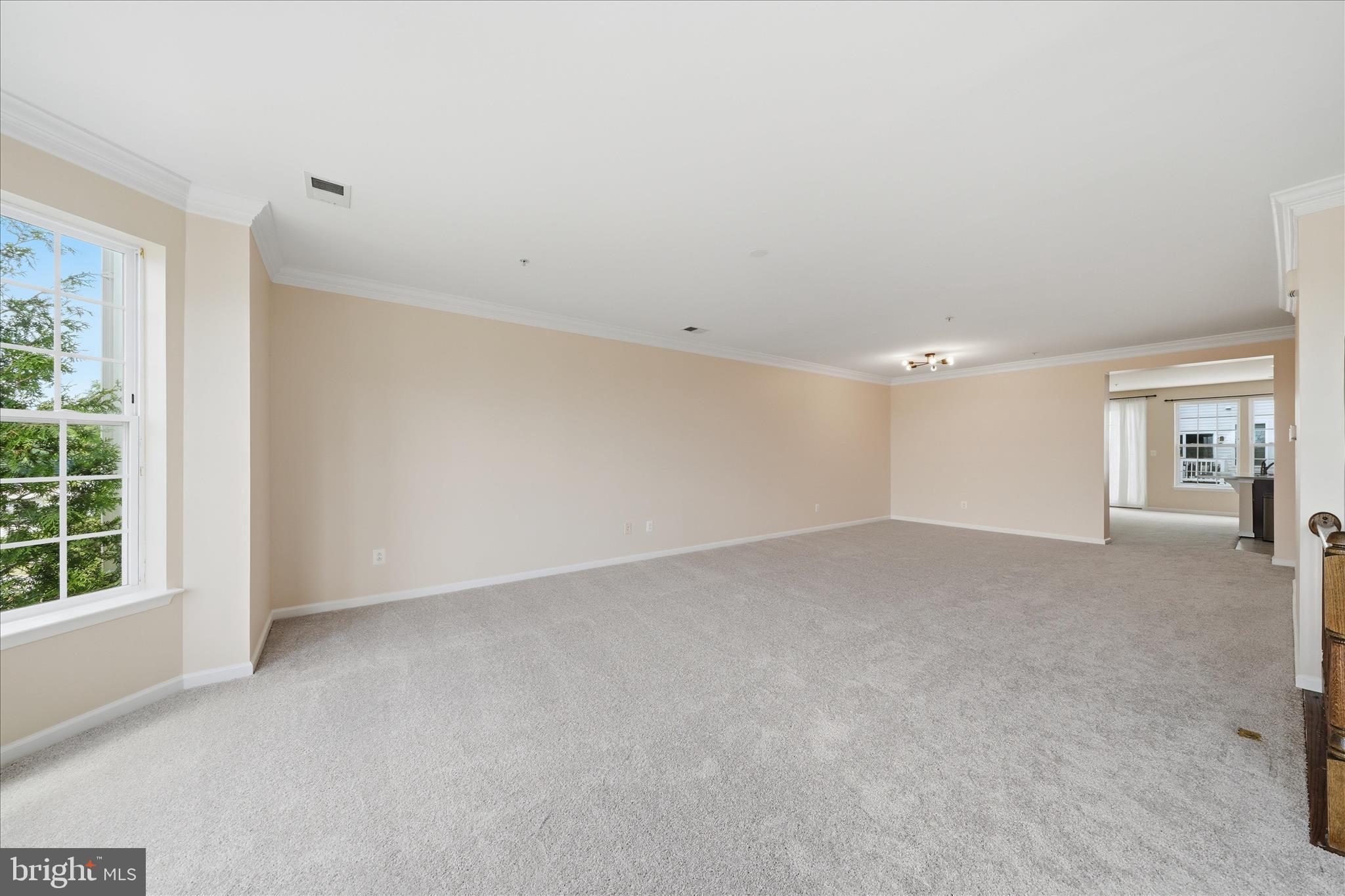 MISSION PLACE - Residential