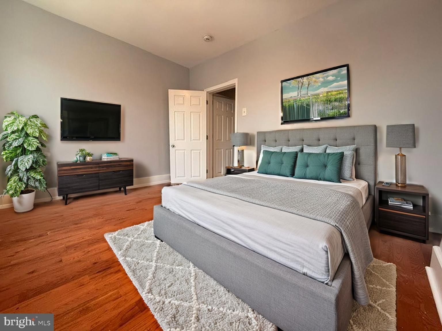 PHILADELPHIA (SOUTH) - Residential