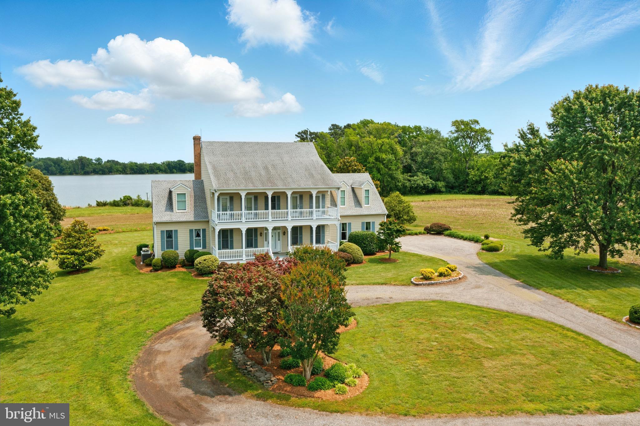 PINEY NECK - Residential