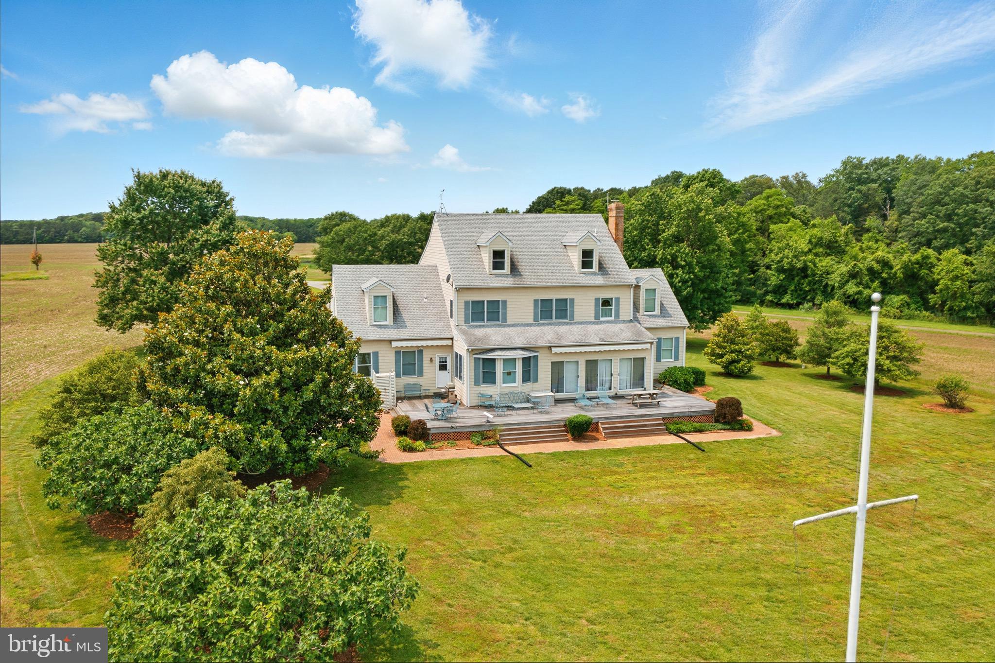 PINEY NECK - Residential