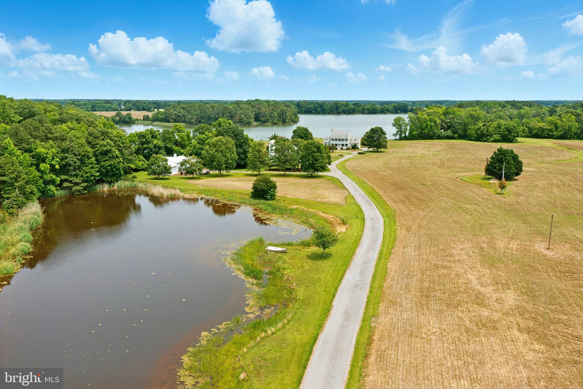 PINEY NECK - Residential