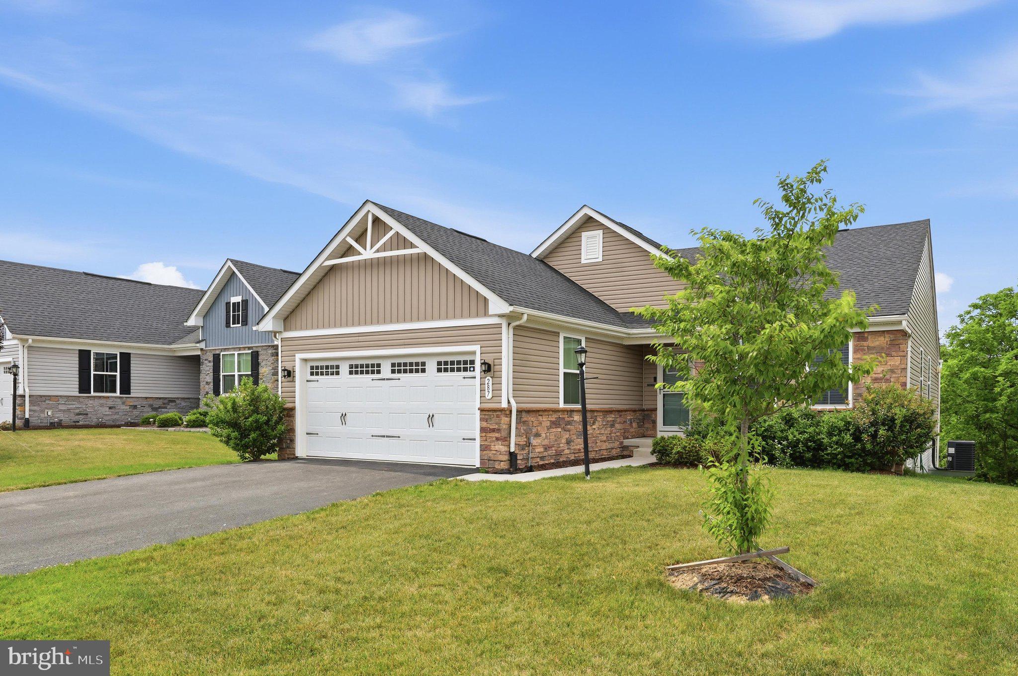 ARCADIA NORTH - Residential