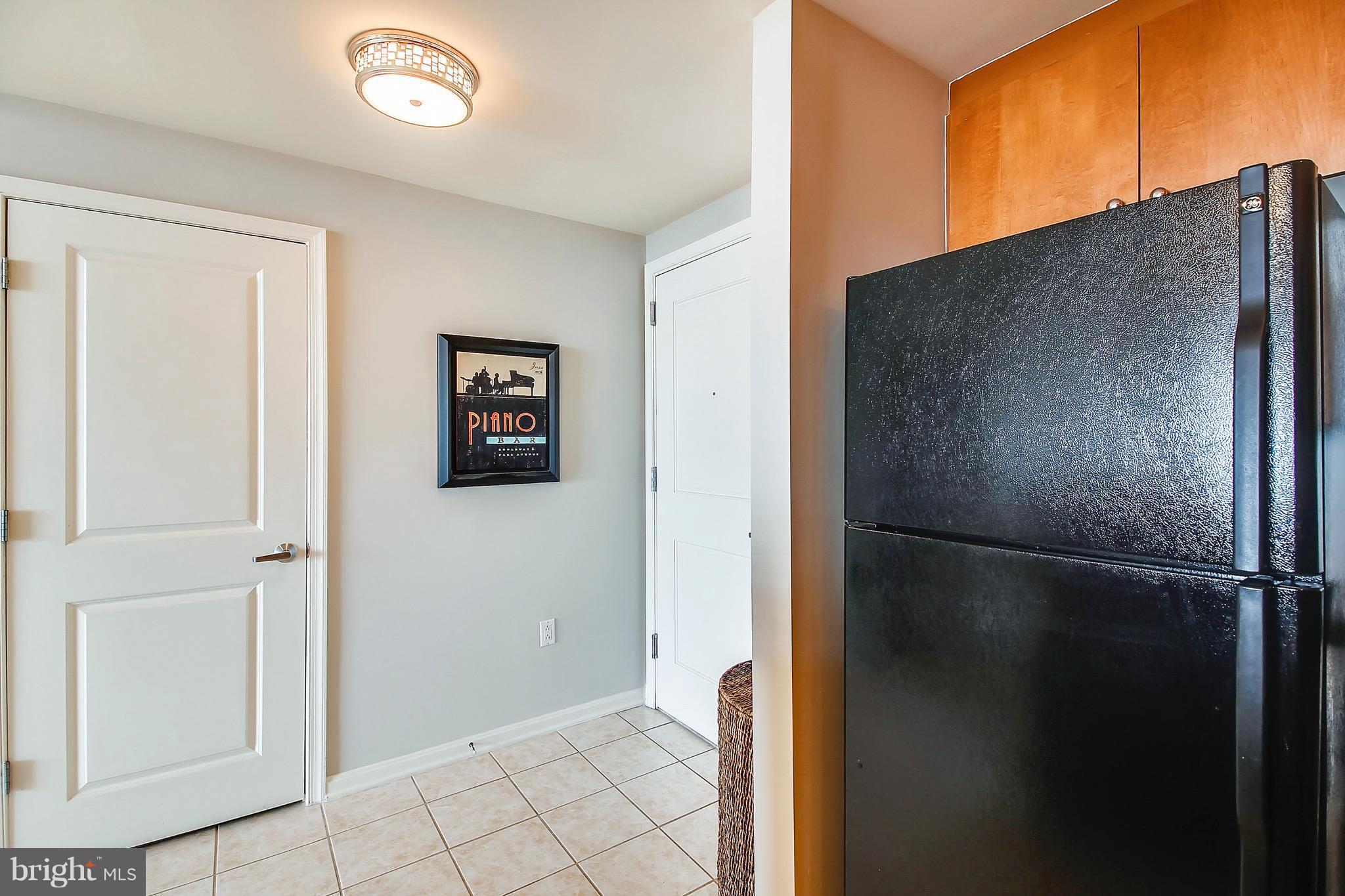 CRESCENT - Residential