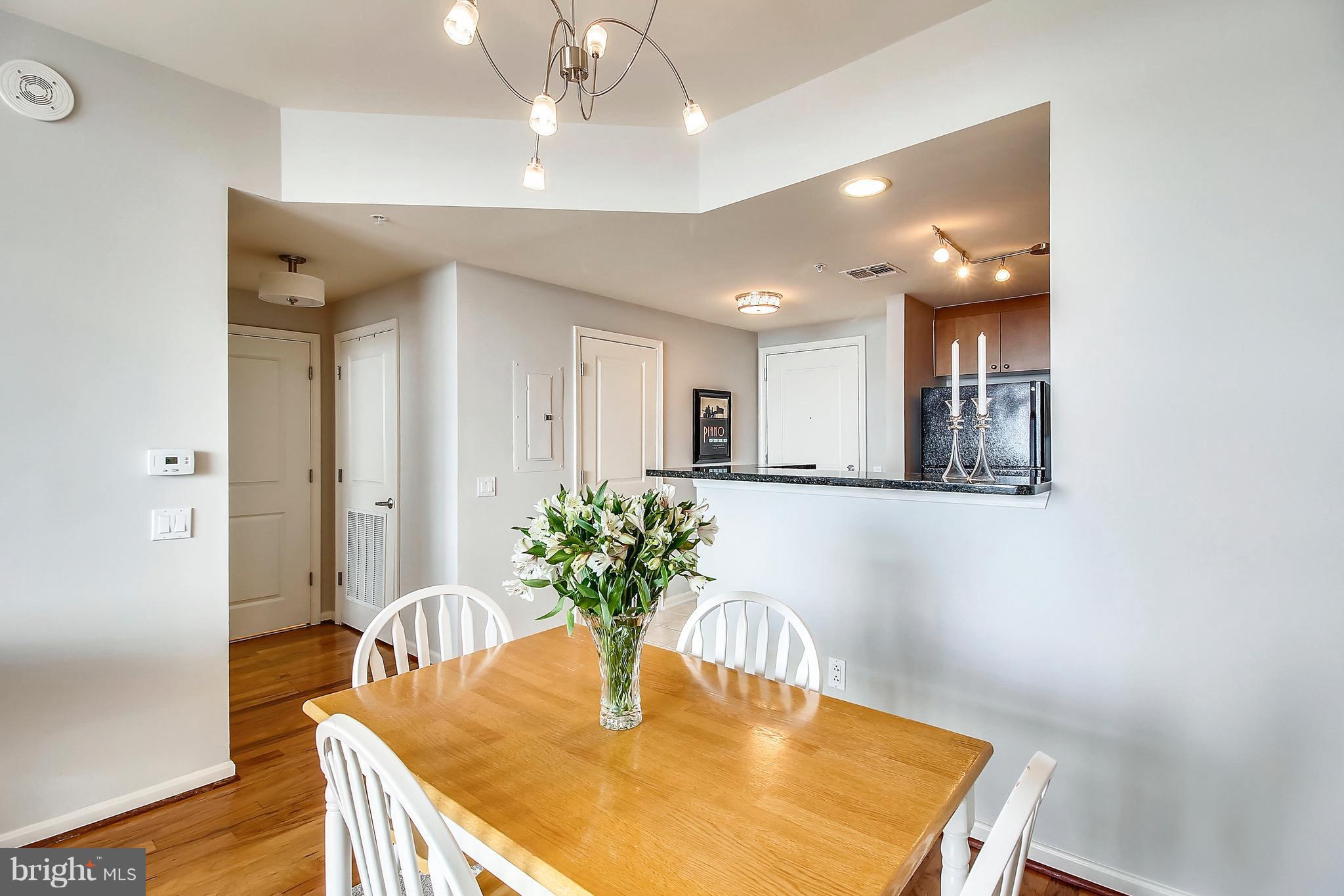CRESCENT - Residential