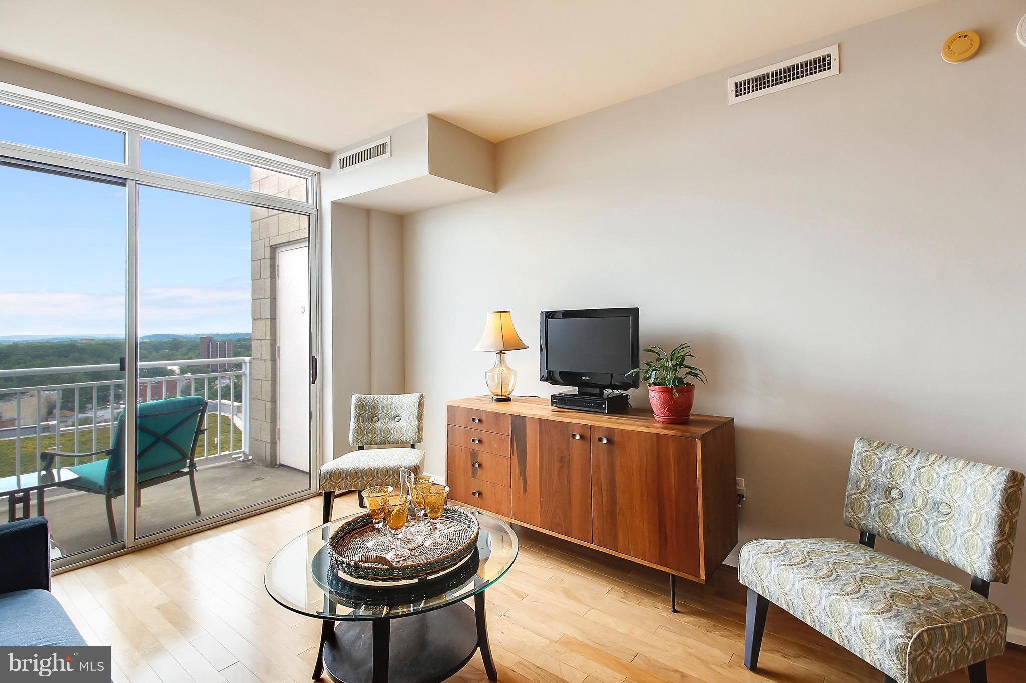 CRESCENT - Residential