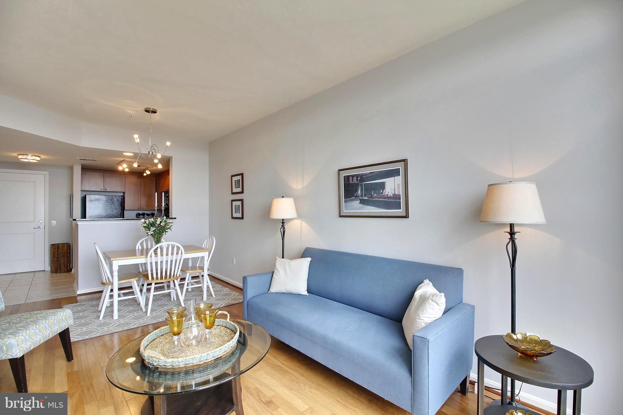 CRESCENT - Residential