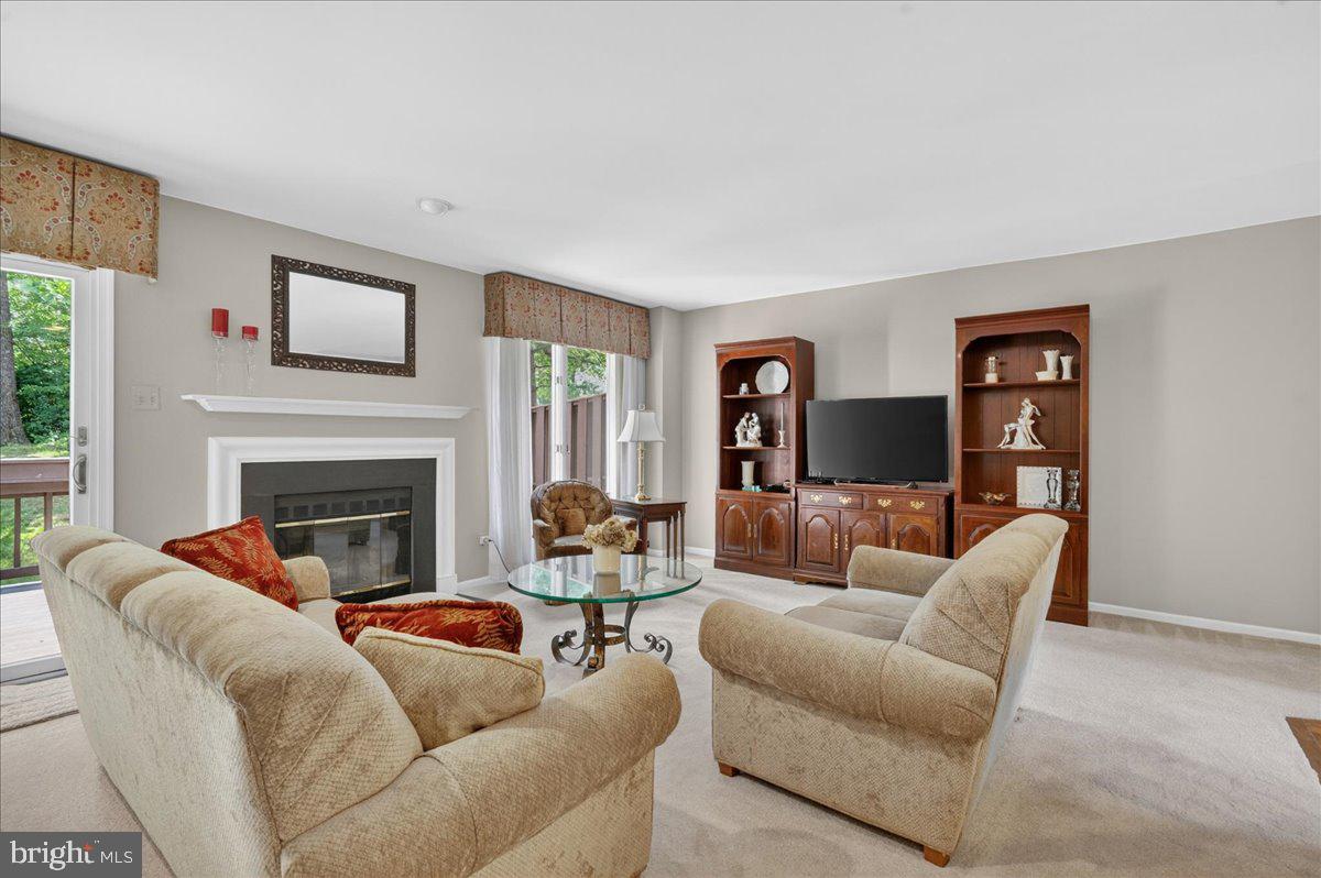 FOX RUN - Residential