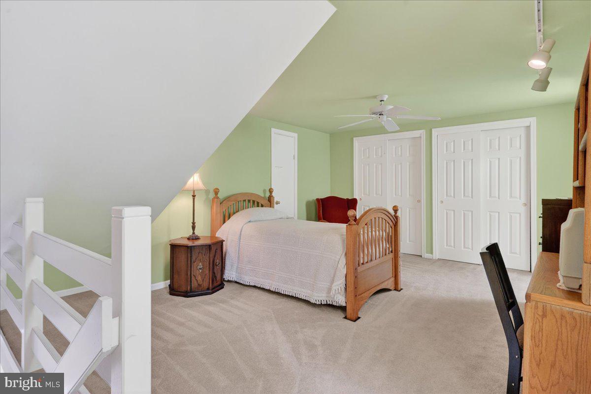 FOX RUN - Residential