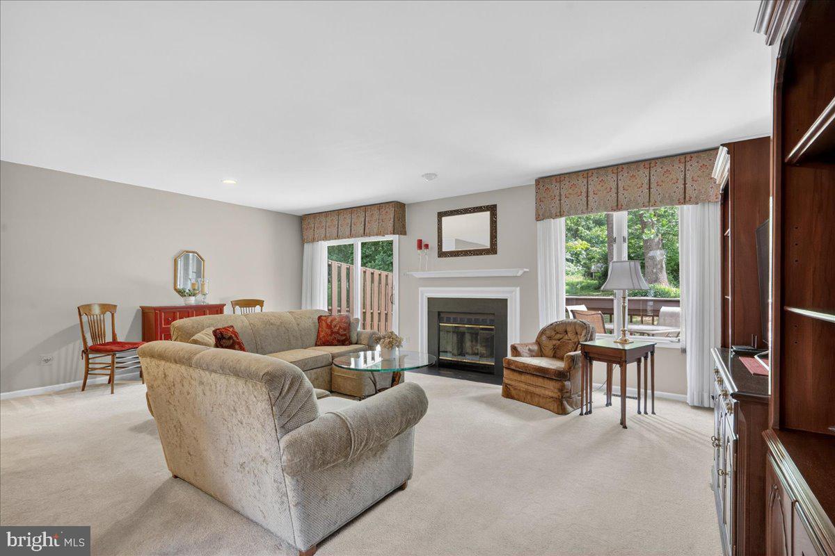 FOX RUN - Residential