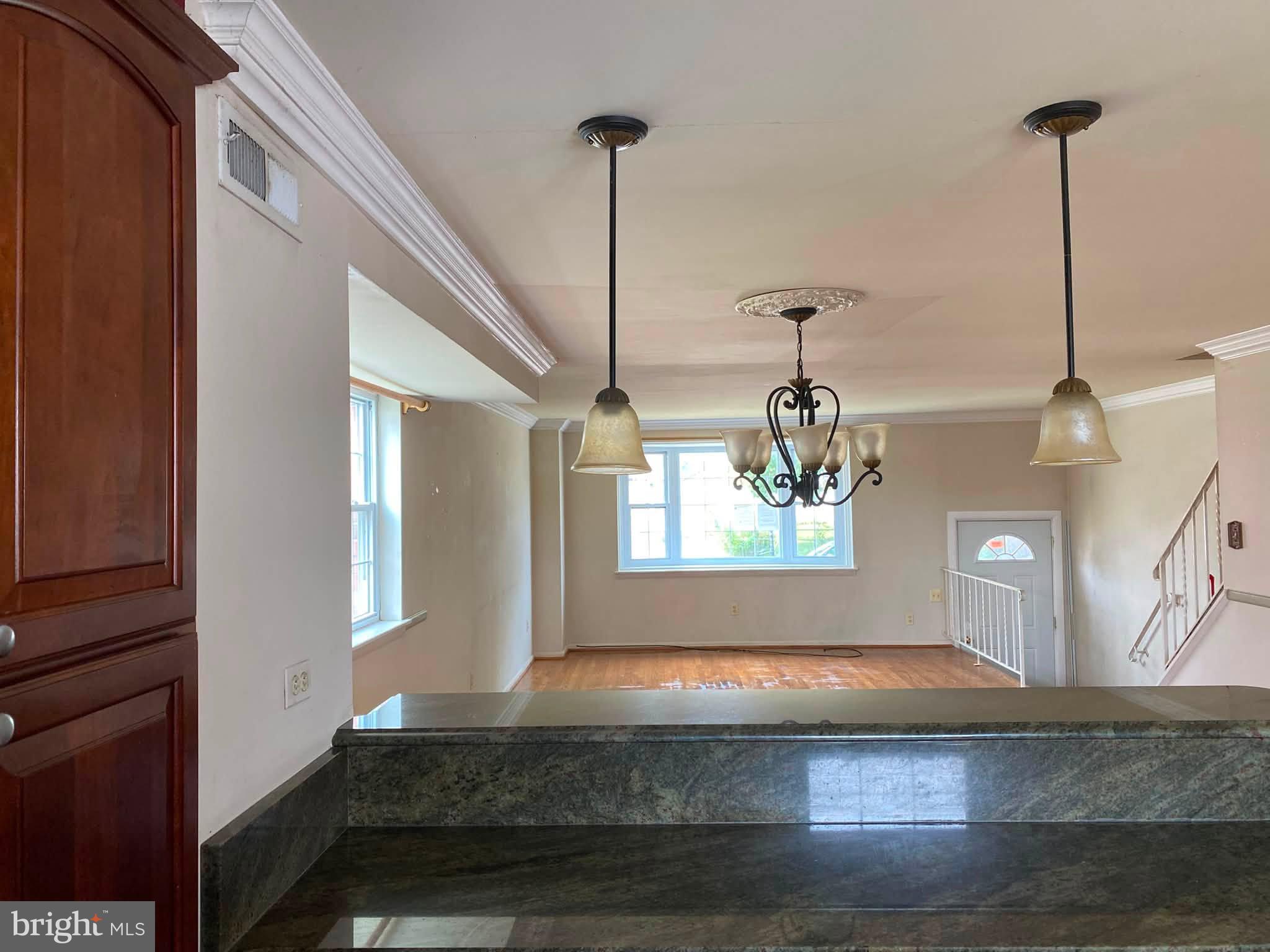 ARBOUR MANOR - Residential