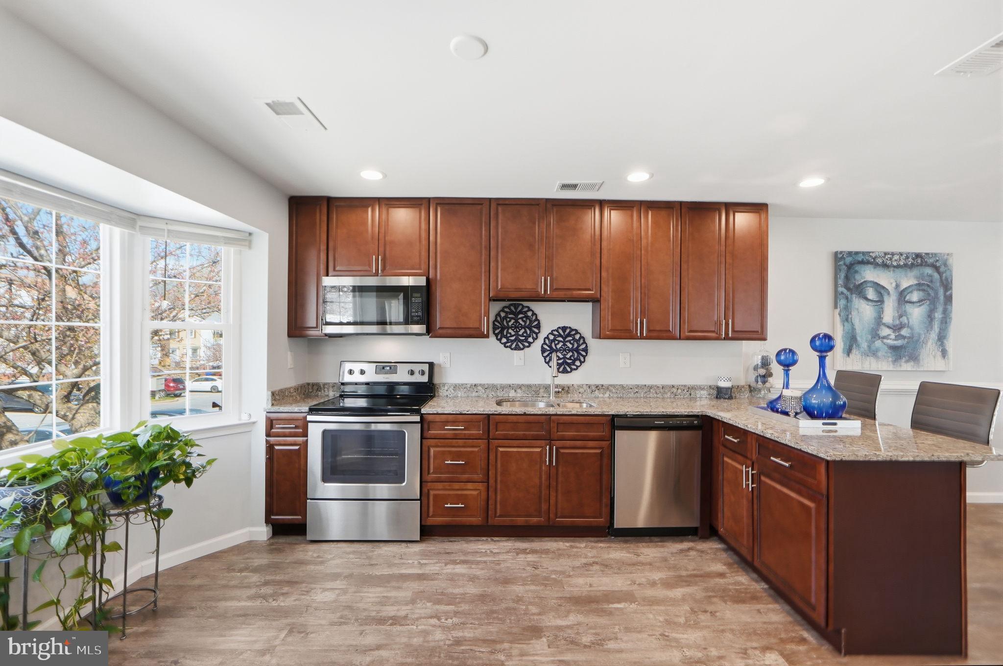 CHERRYWOOD CONDO - Residential