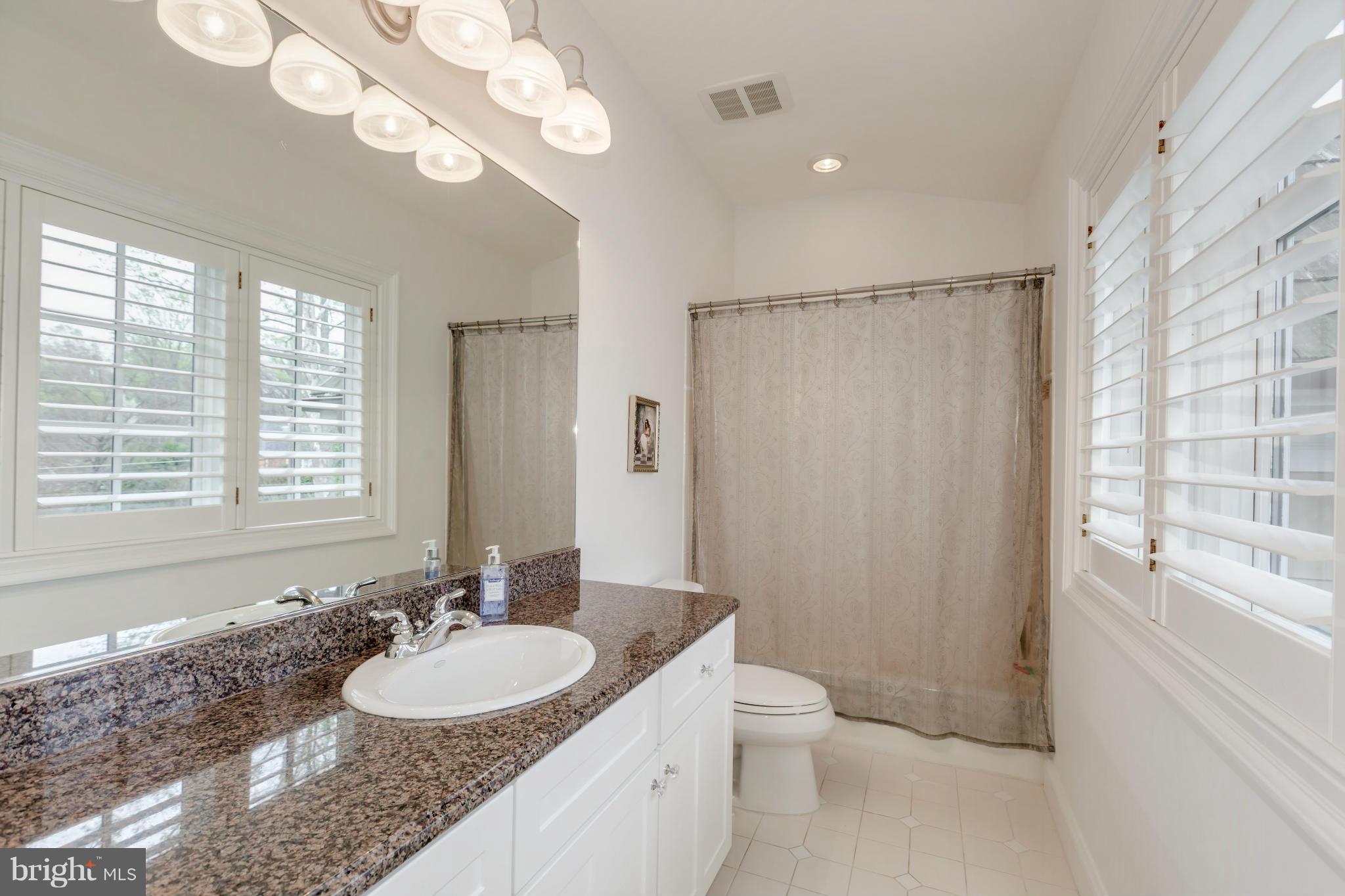 LANGLEY FOREST - Residential