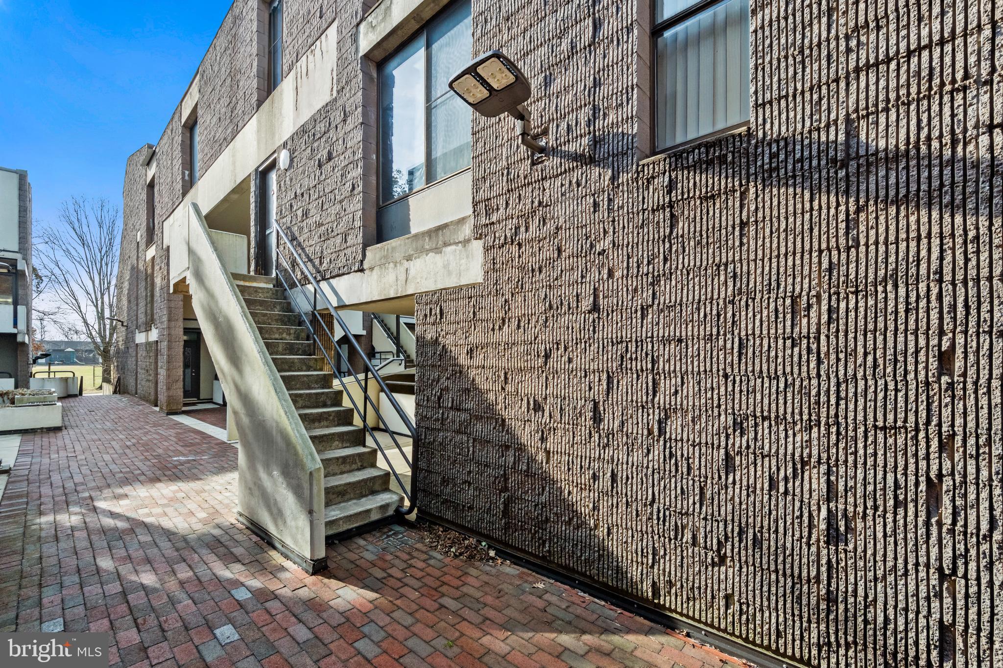 COLD SPRING NEWTOWN - Residential