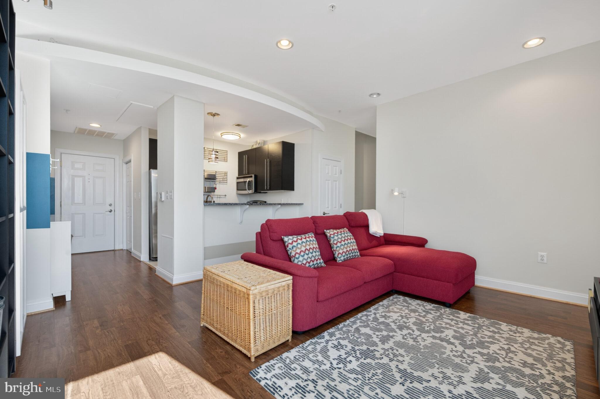 RIVER PLACE - Residential
