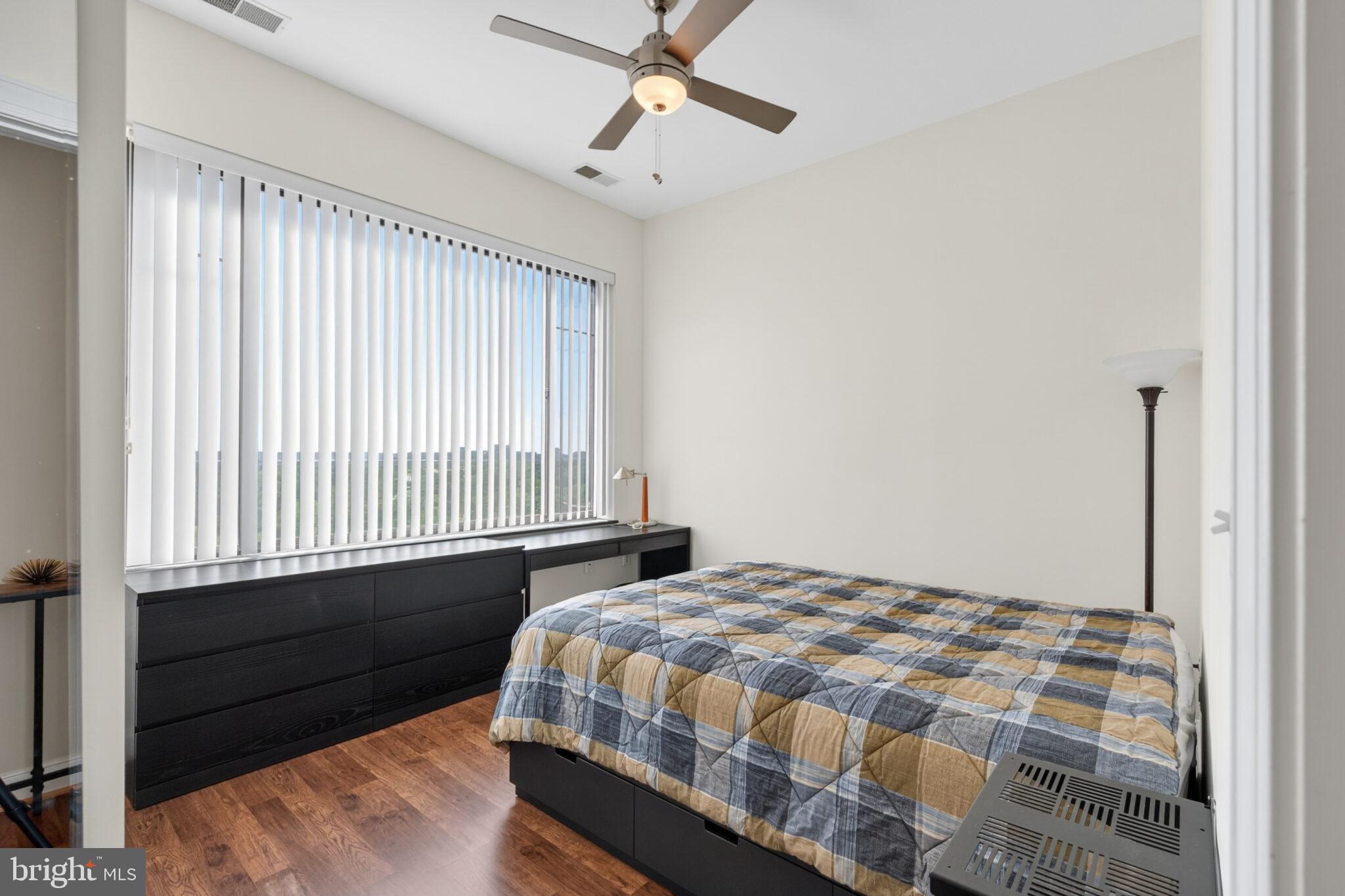 RIVER PLACE - Residential