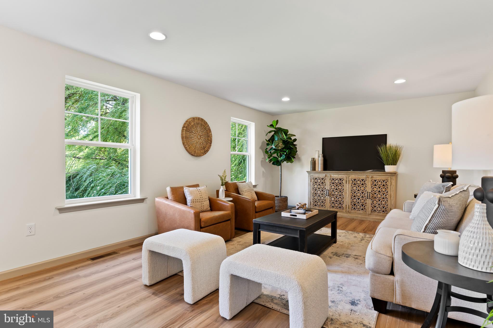 GREENWOOD HILLS - Residential