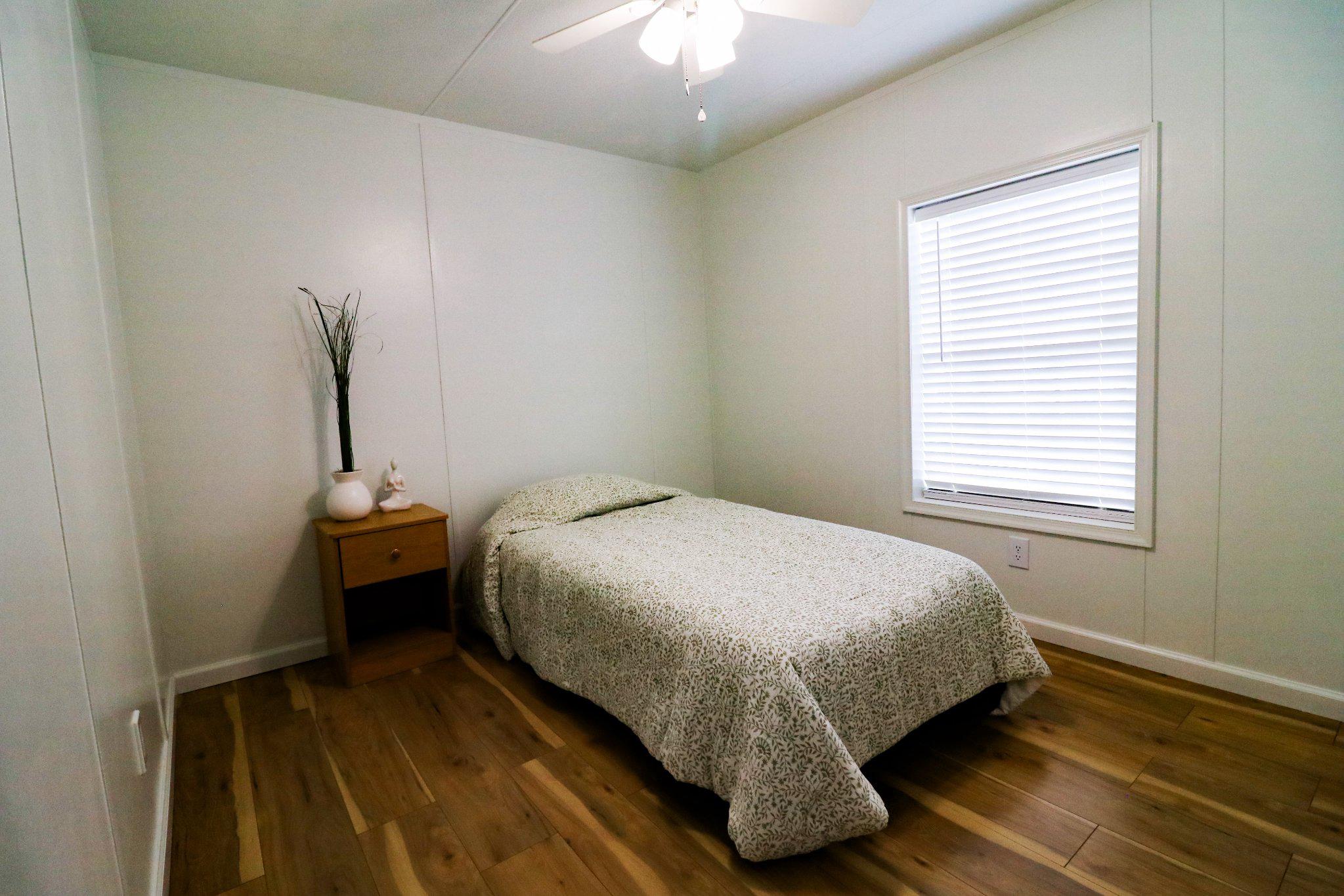 REGENCY LAKES - Residential